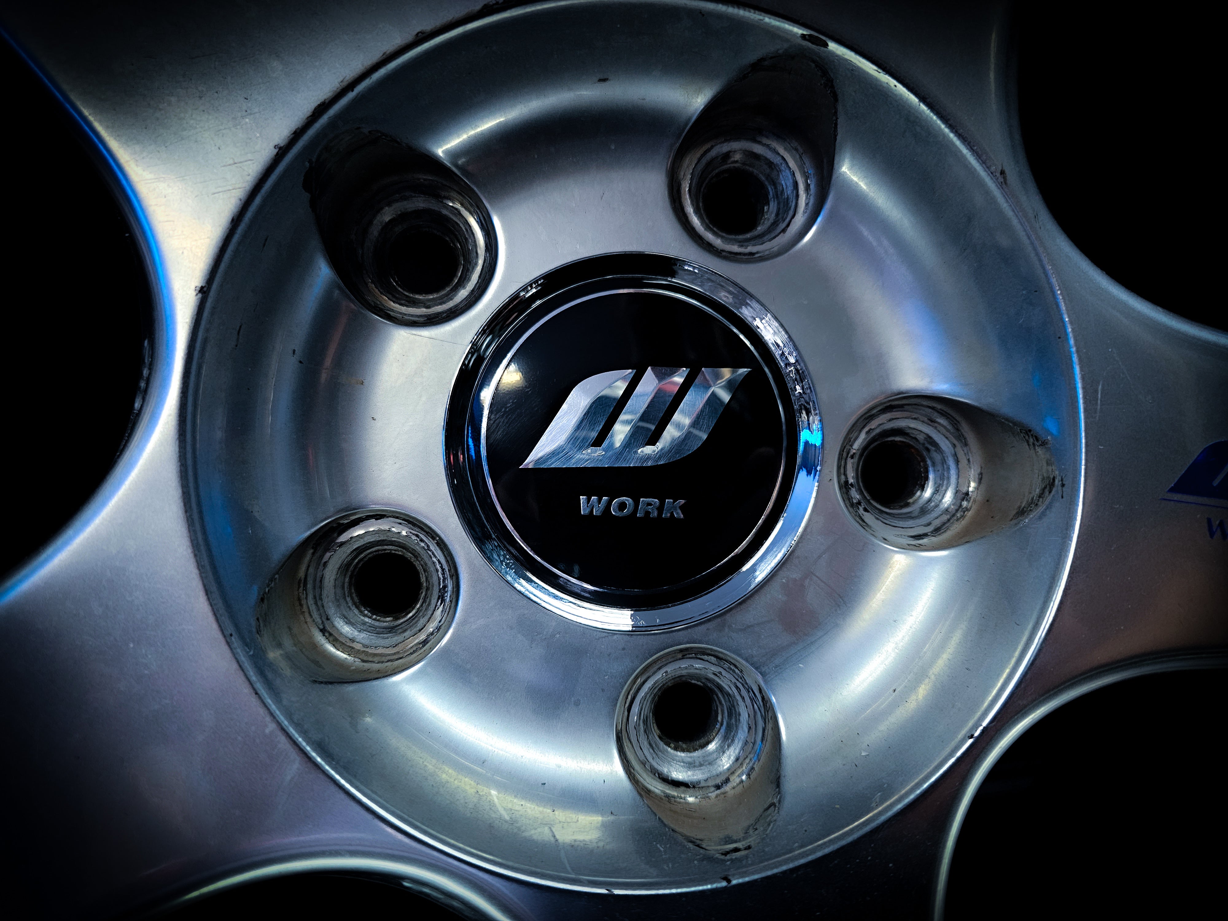 WORK Style Silver Lifted Logo Meister S1 3P Black Centre Caps (early generation)