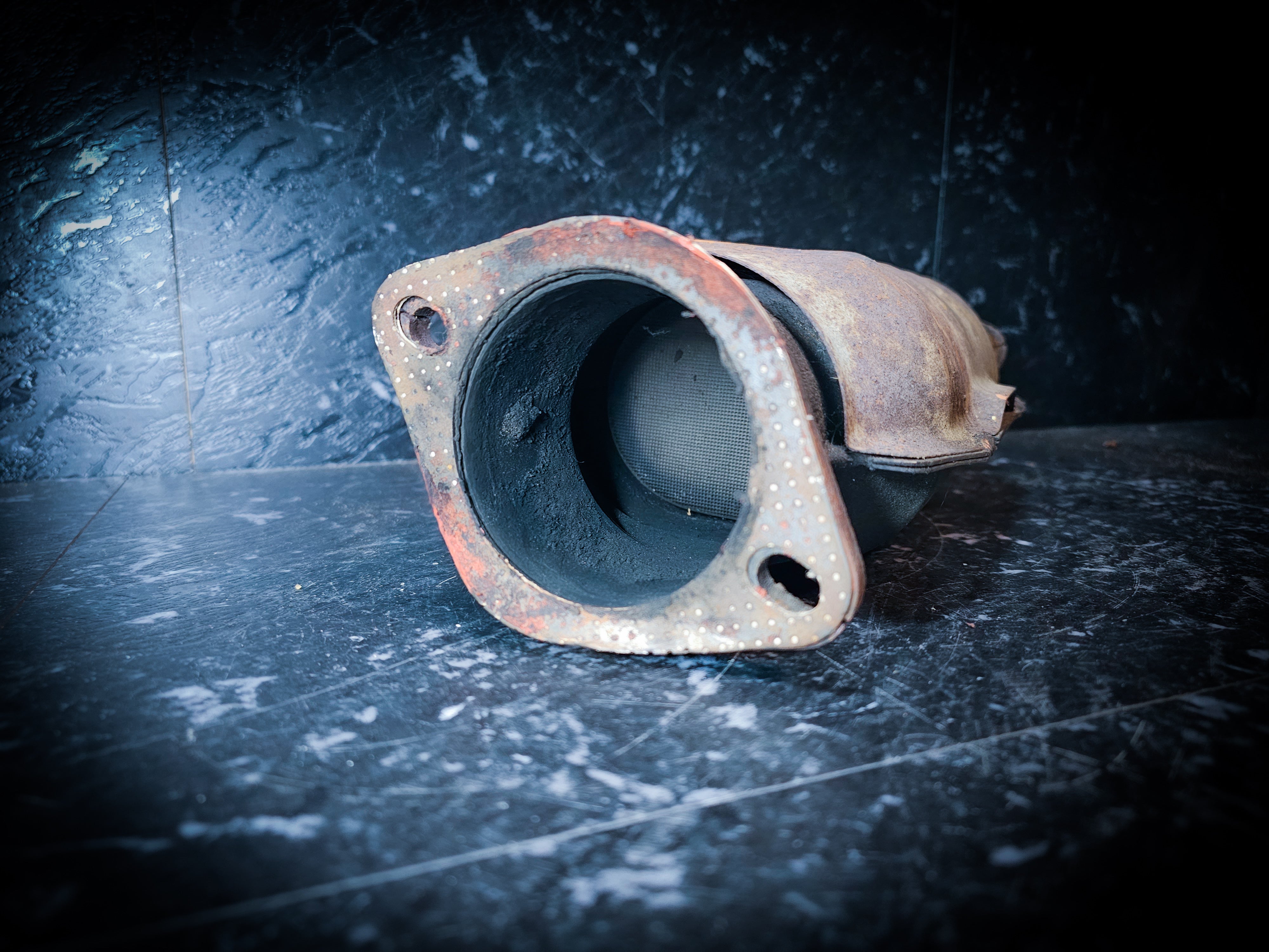 CAPCO High Flow Stainless 3" Catalytic Converter