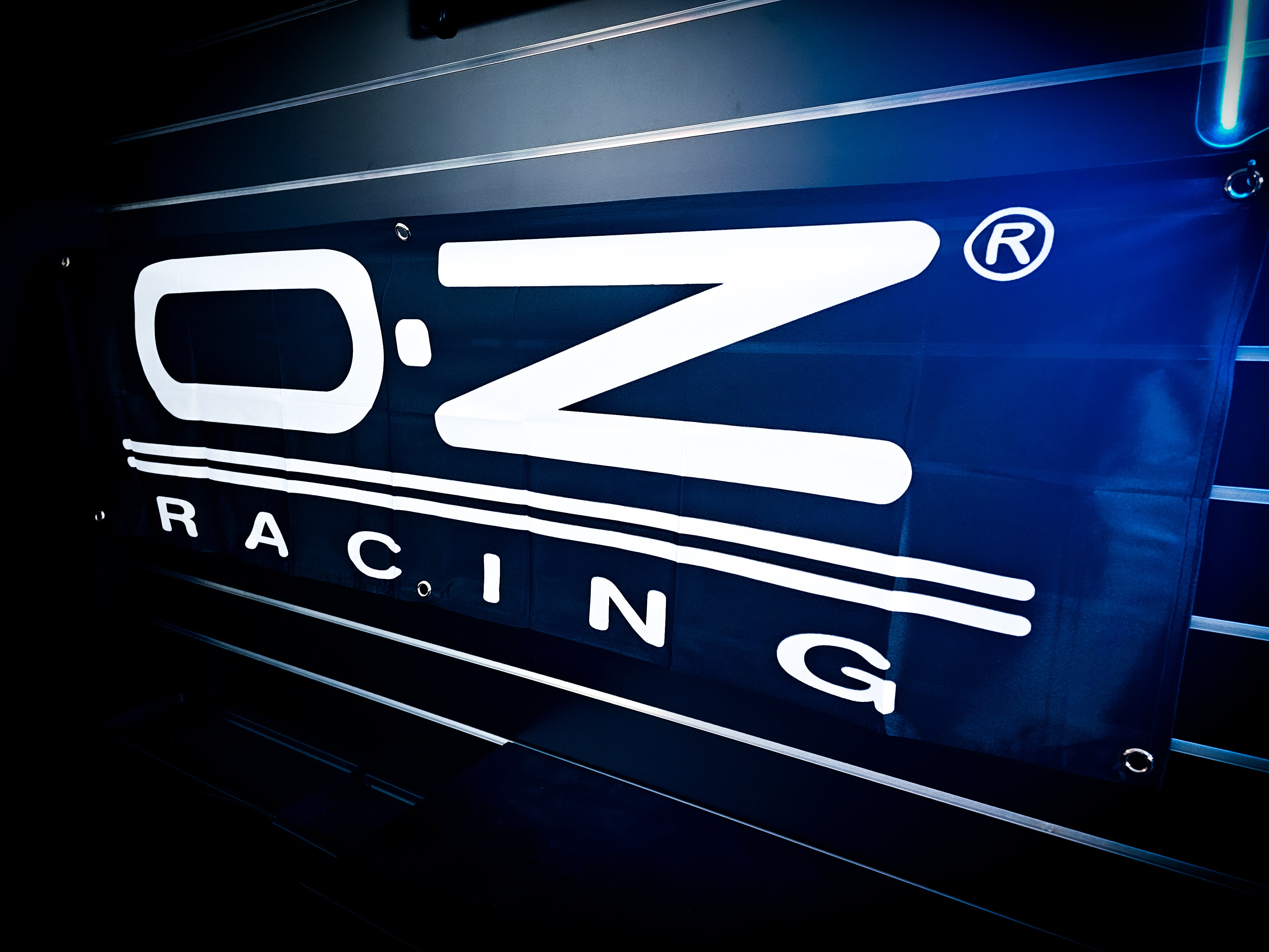 O.Z RACING Slim Workshop Banner Flag