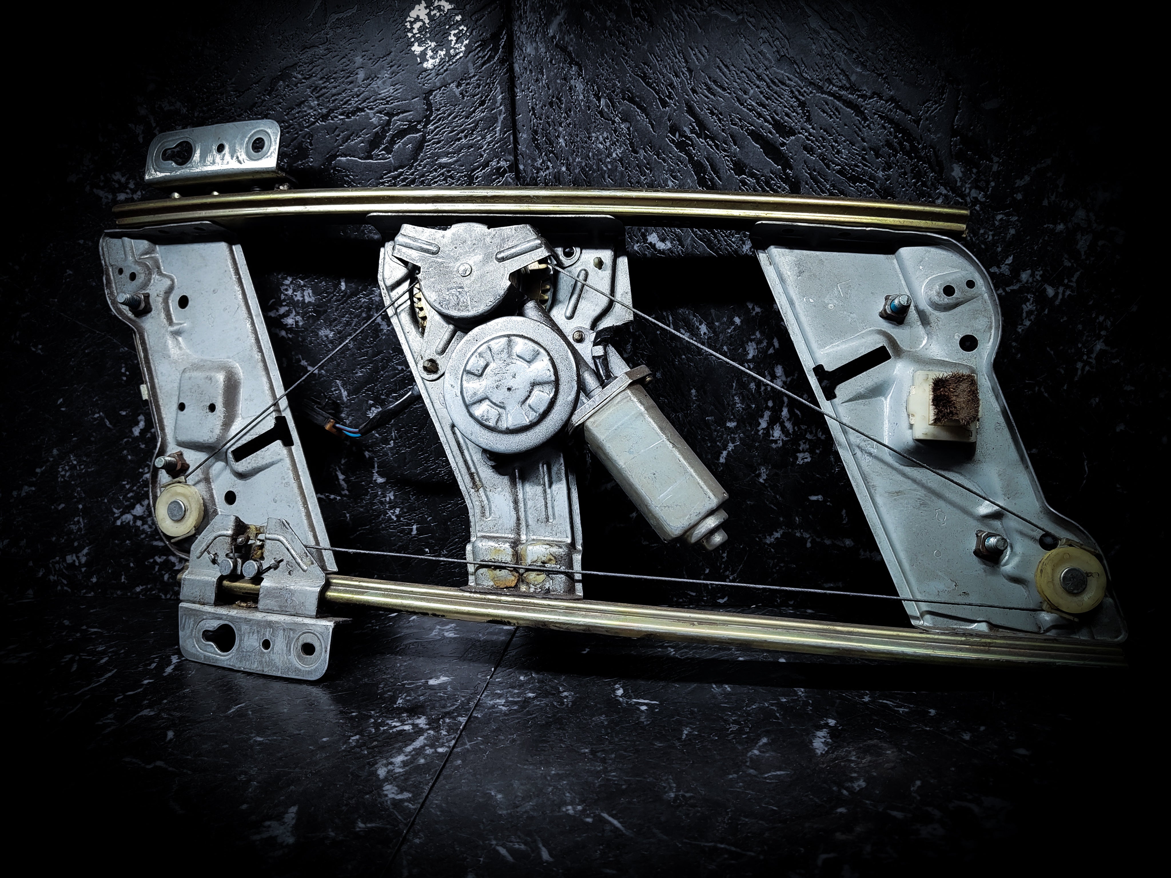 R32 Skyline Gtst Coupe Left Hand Window Regulator