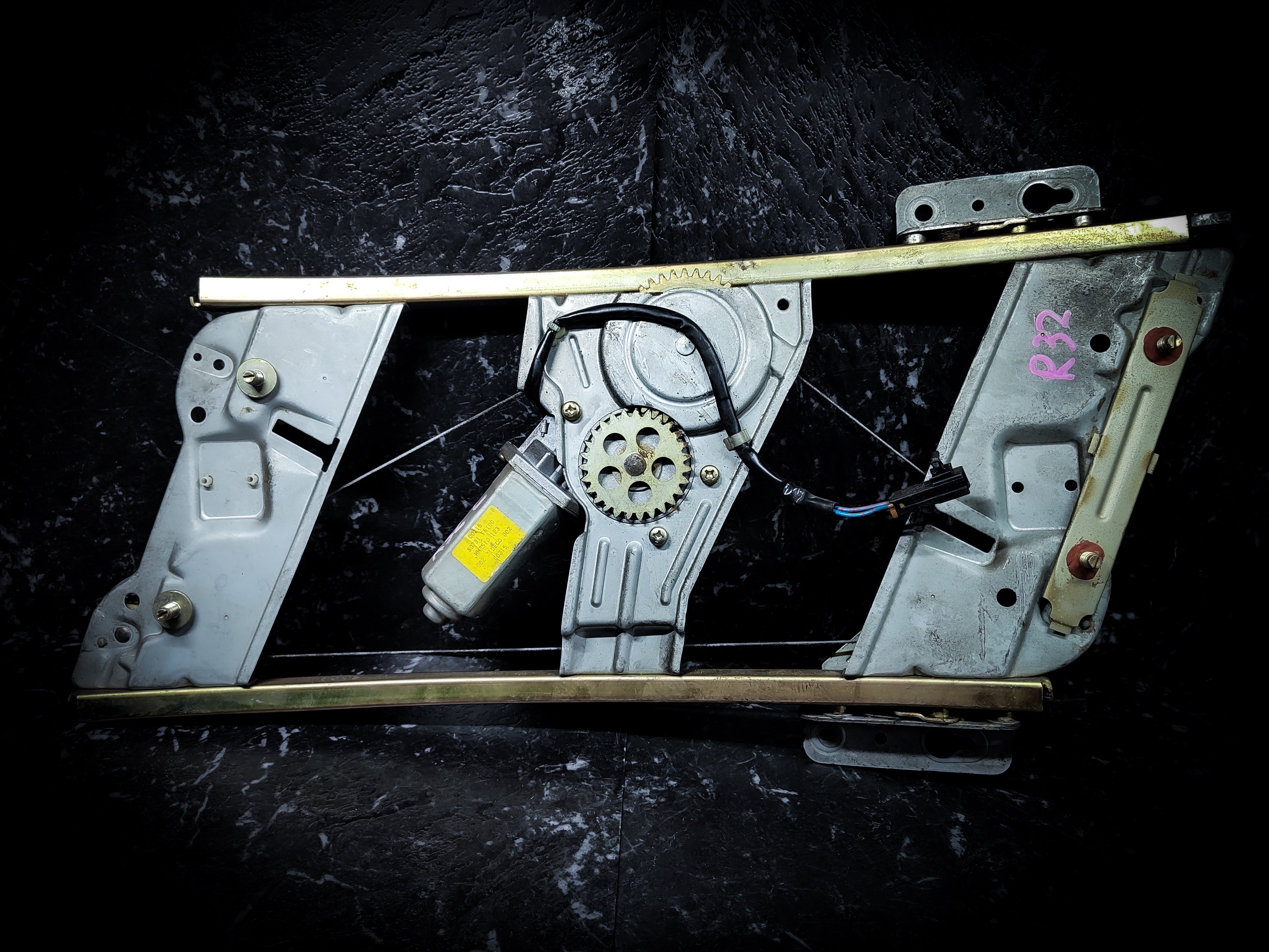 R32 Skyline Gtst Coupe Left Hand Window Regulator