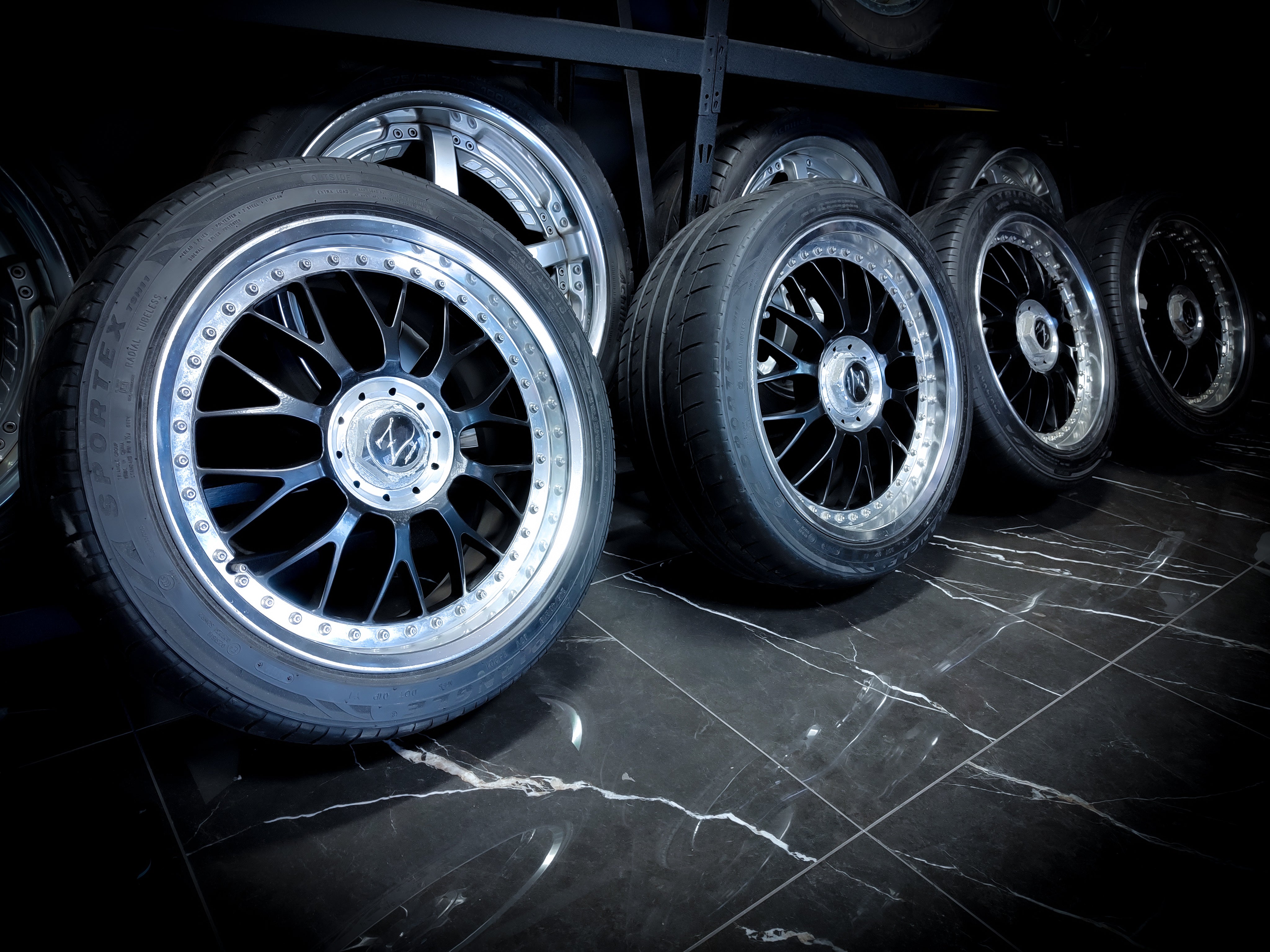 18" Riverside ZEPTER 3 Piece Wheels x 4