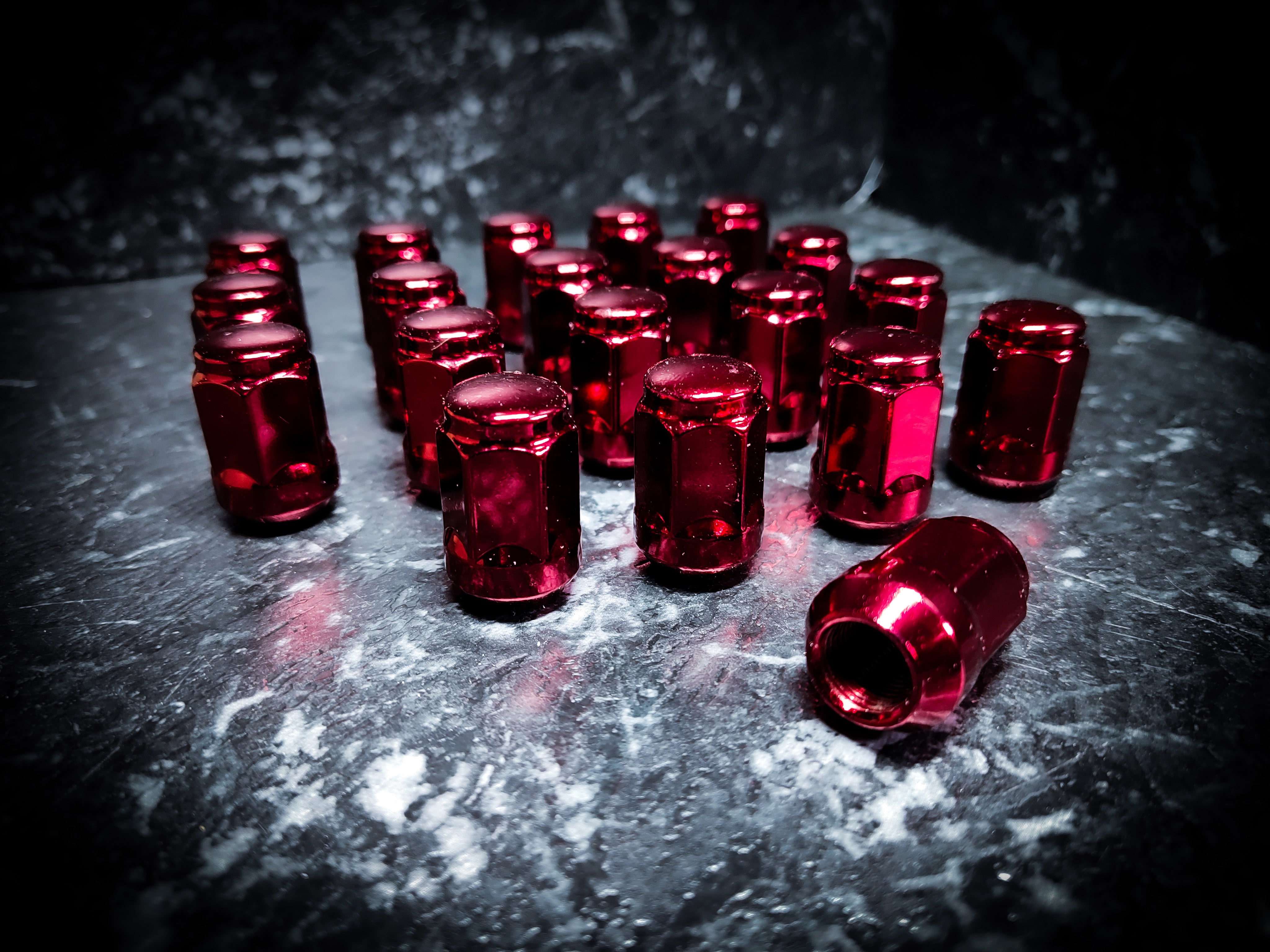 Mirror Red 12x1/2" Pitch FORD Wheel Nuts Pack
