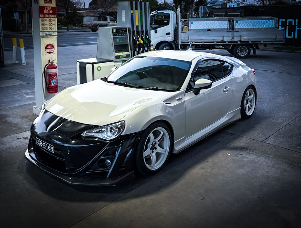 Varis Arising-II Style Front Bumper + Carbon Splitter- Toyota 86 ZN6/Subaru BRZ