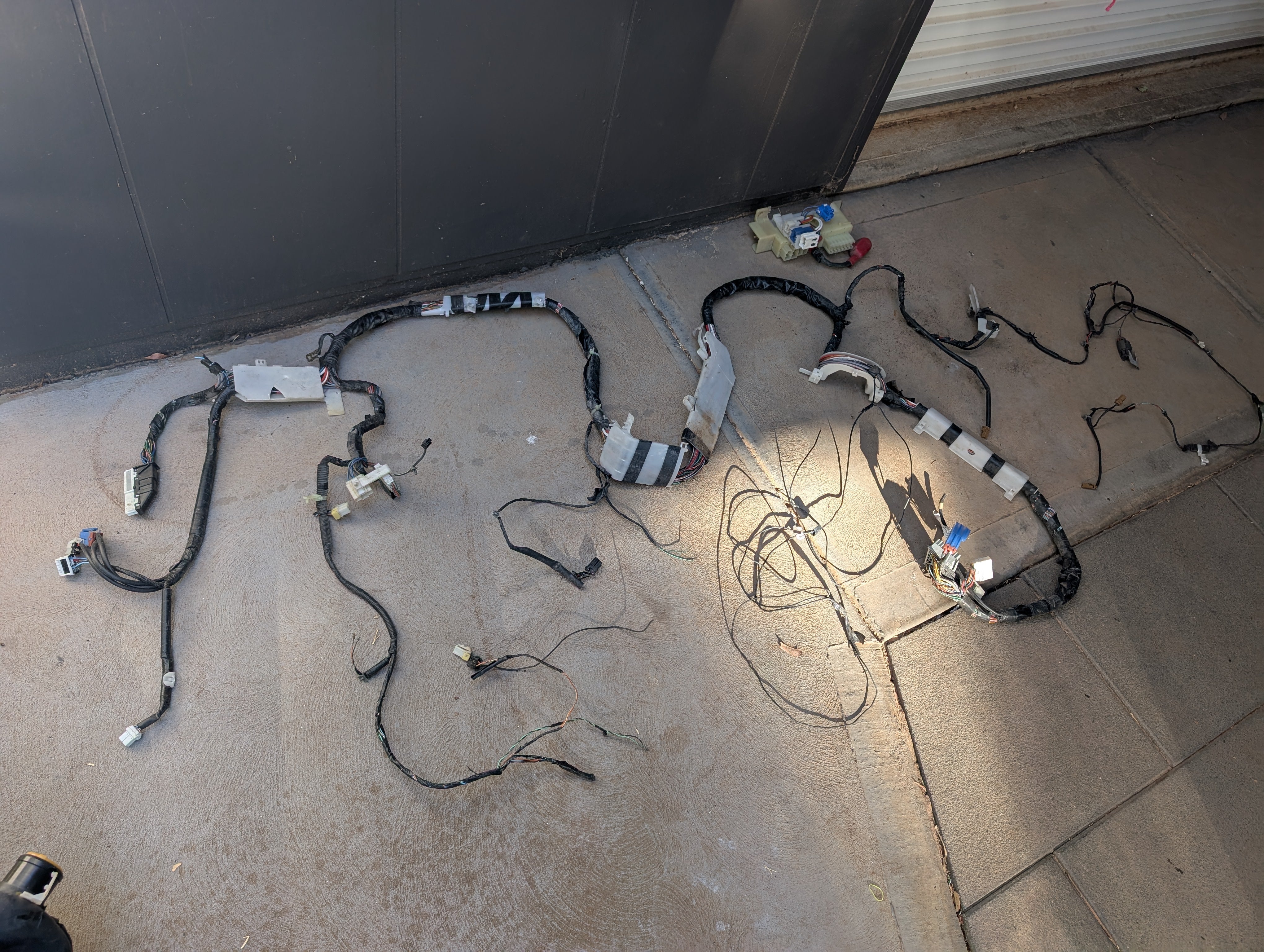 Nissan Skyline R33 GTST Coupe Body Wiring Loom "24015 22U04"