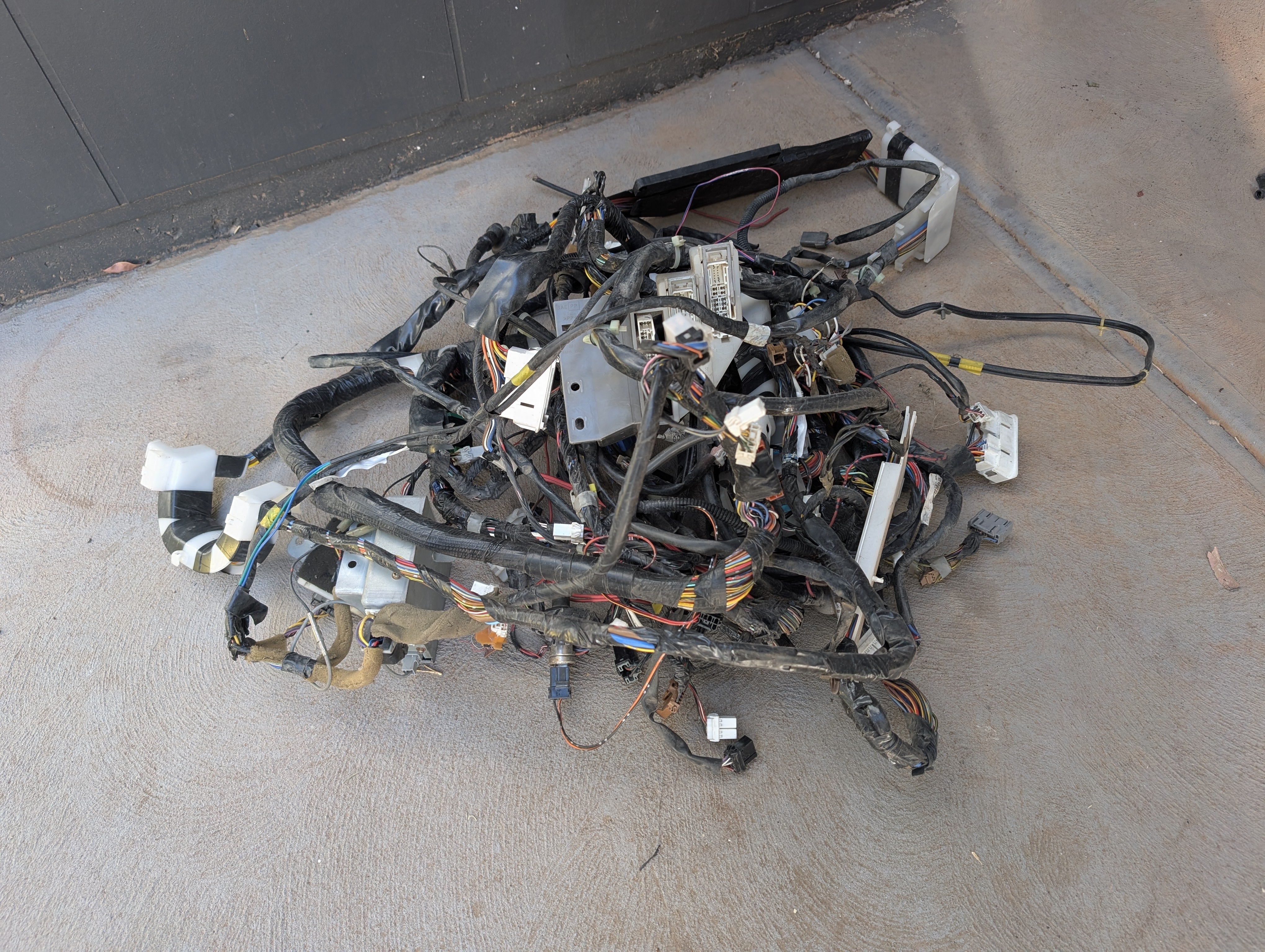 Nissan Skyline R33 GTST Coupe Body Wiring Loom "24015 22U04"