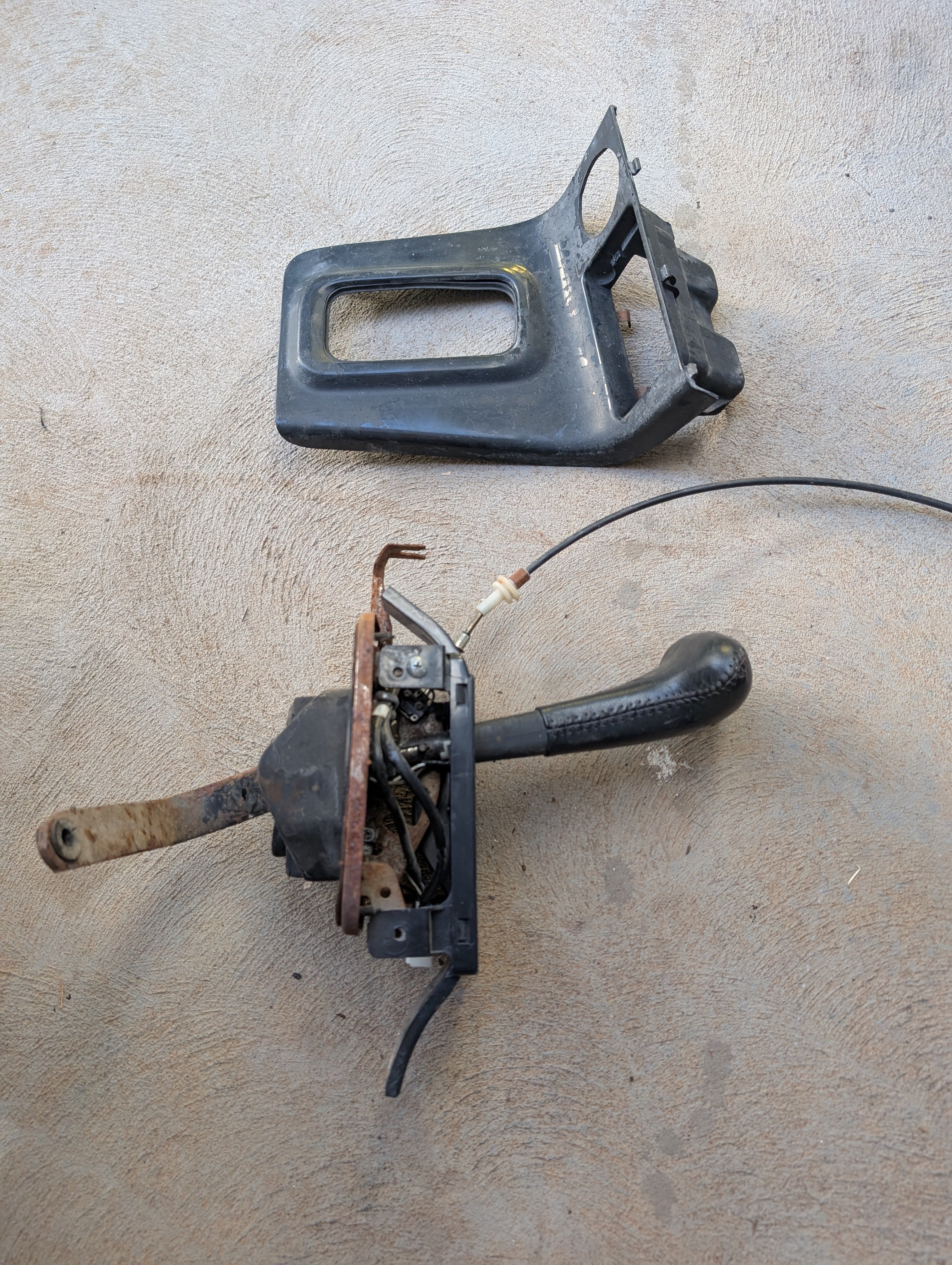 Nissan Skyline R33 GTST A/T Automatic Shifter and Surround