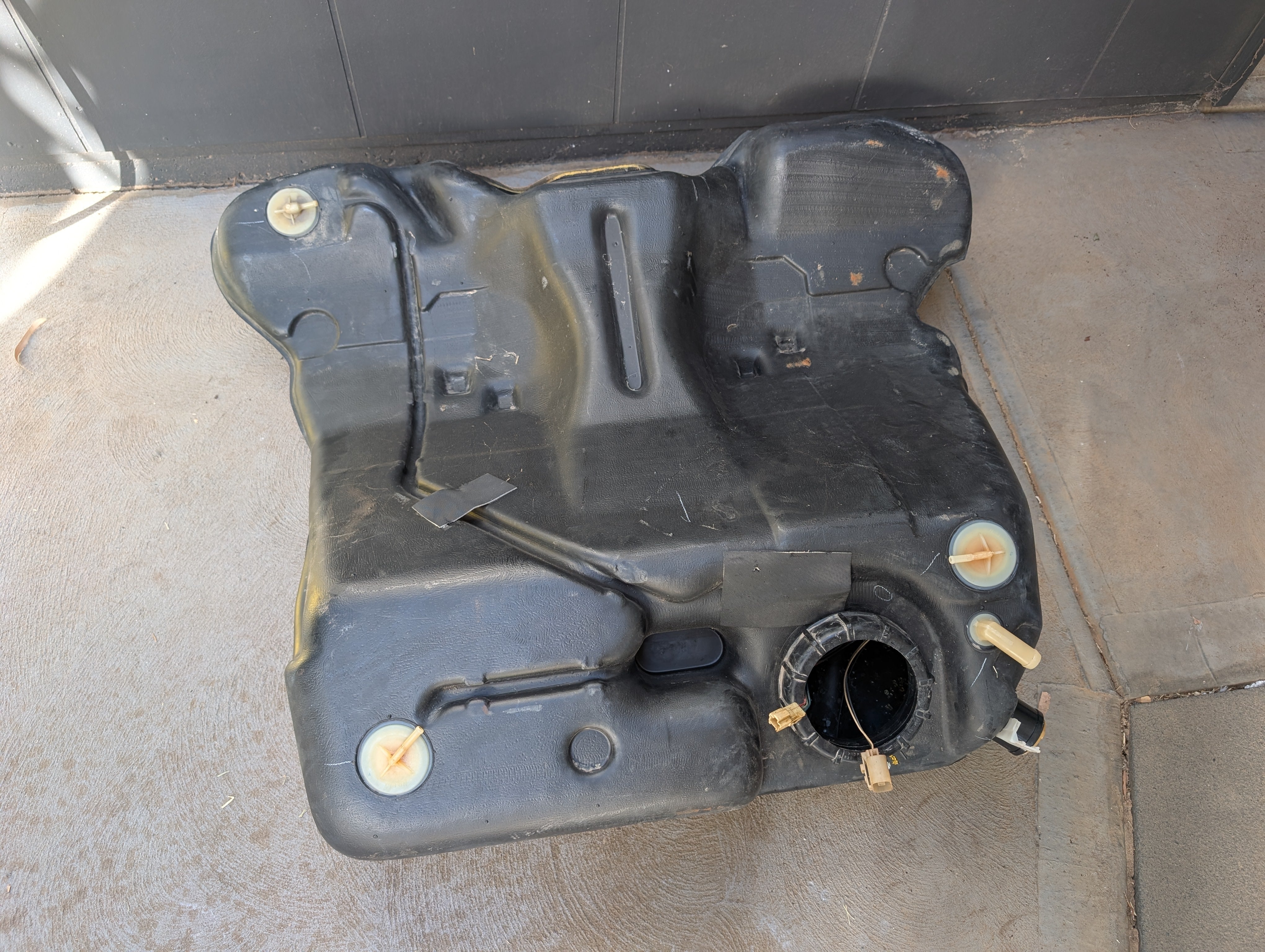 Nissan Skyline R33 GTST Coupe Fuel Tank