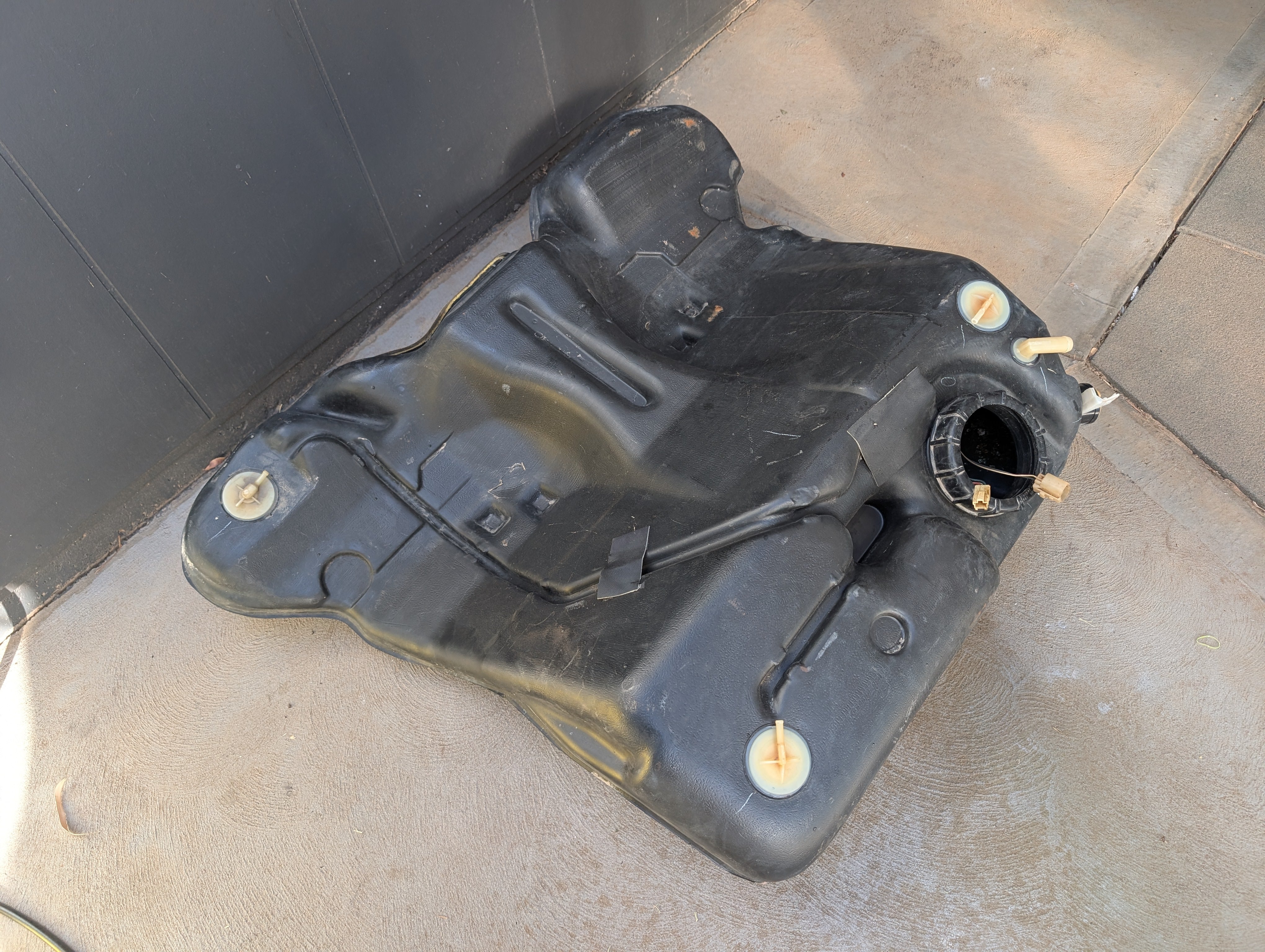 Nissan Skyline R33 GTST Coupe Fuel Tank
