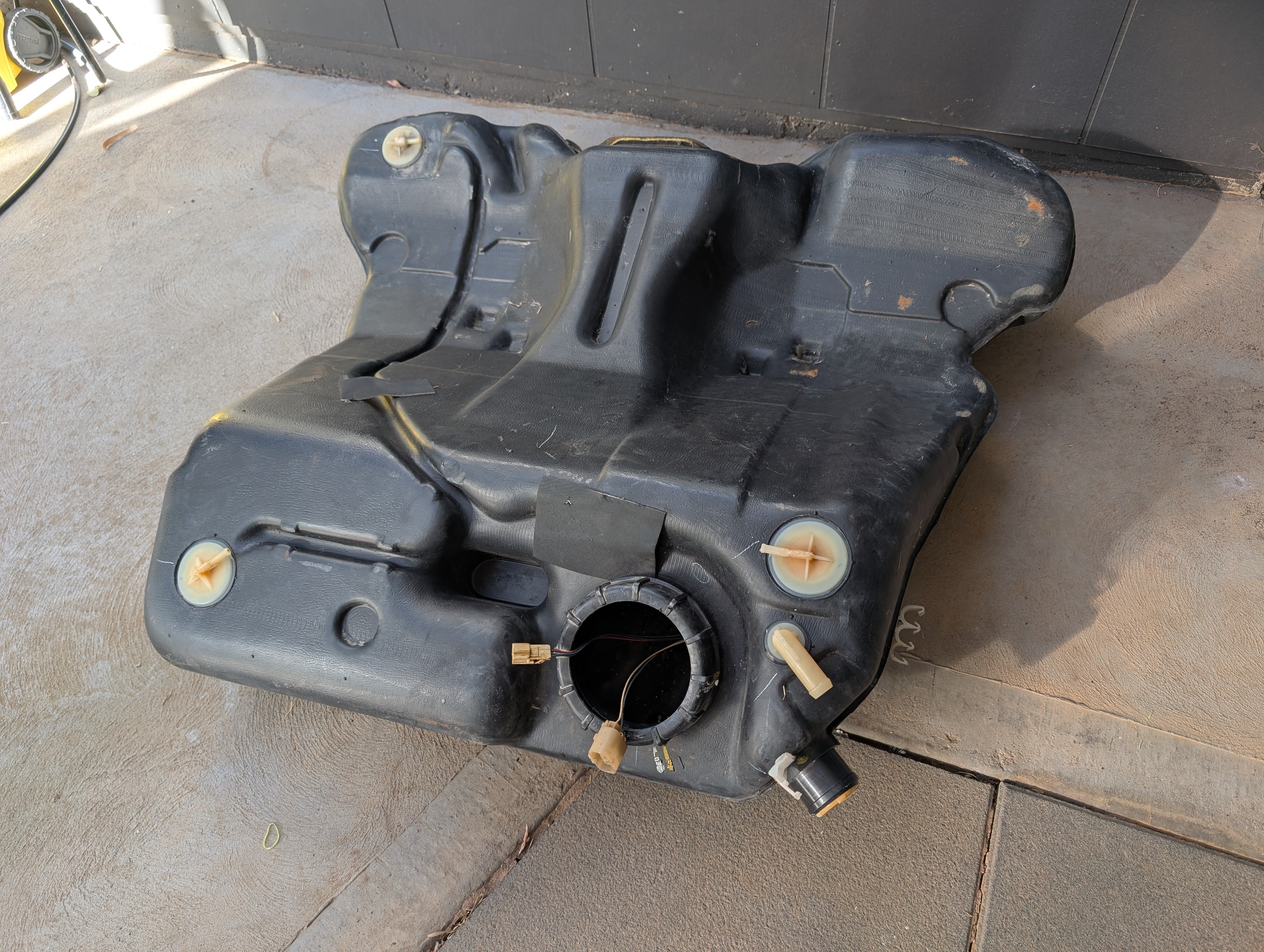 Nissan Skyline R33 GTST Coupe Fuel Tank