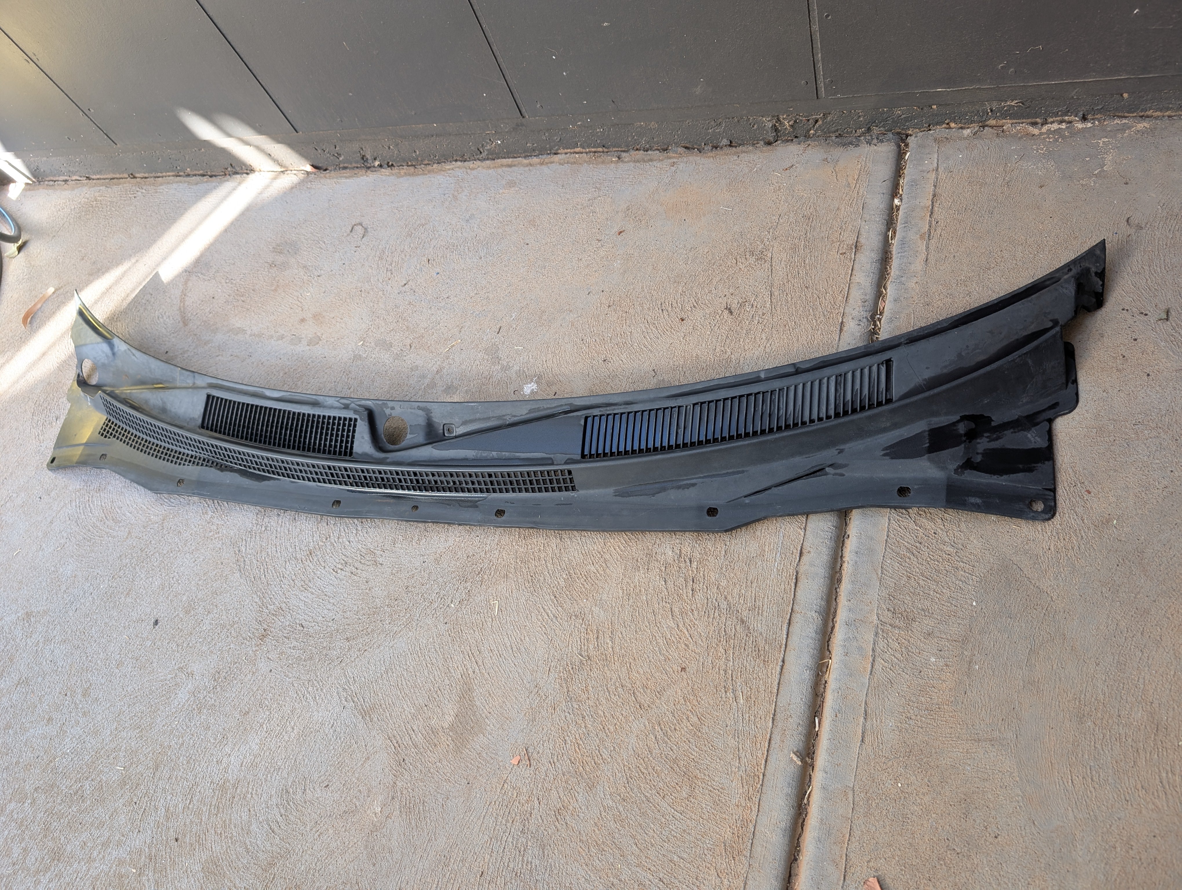 Nissan Skyline R33 GTST Front Window Wiper Bonnet/ Hood Cowl