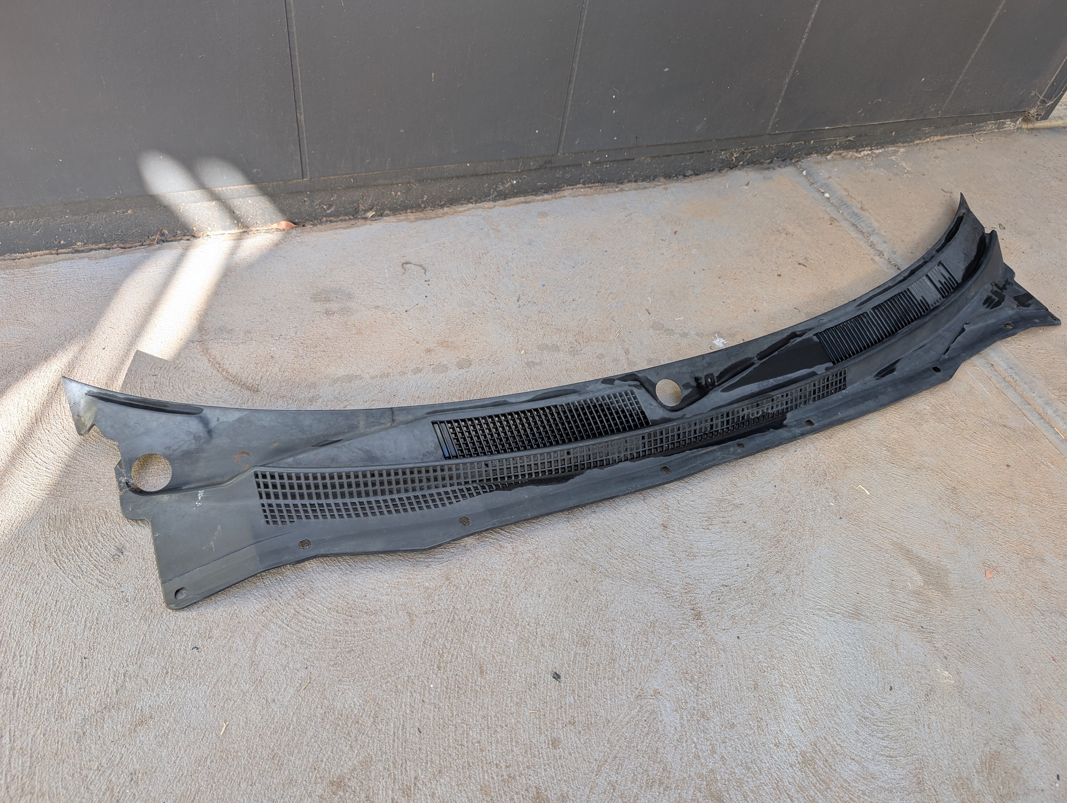 Nissan Skyline R33 GTST Front Window Wiper Bonnet/ Hood Cowl