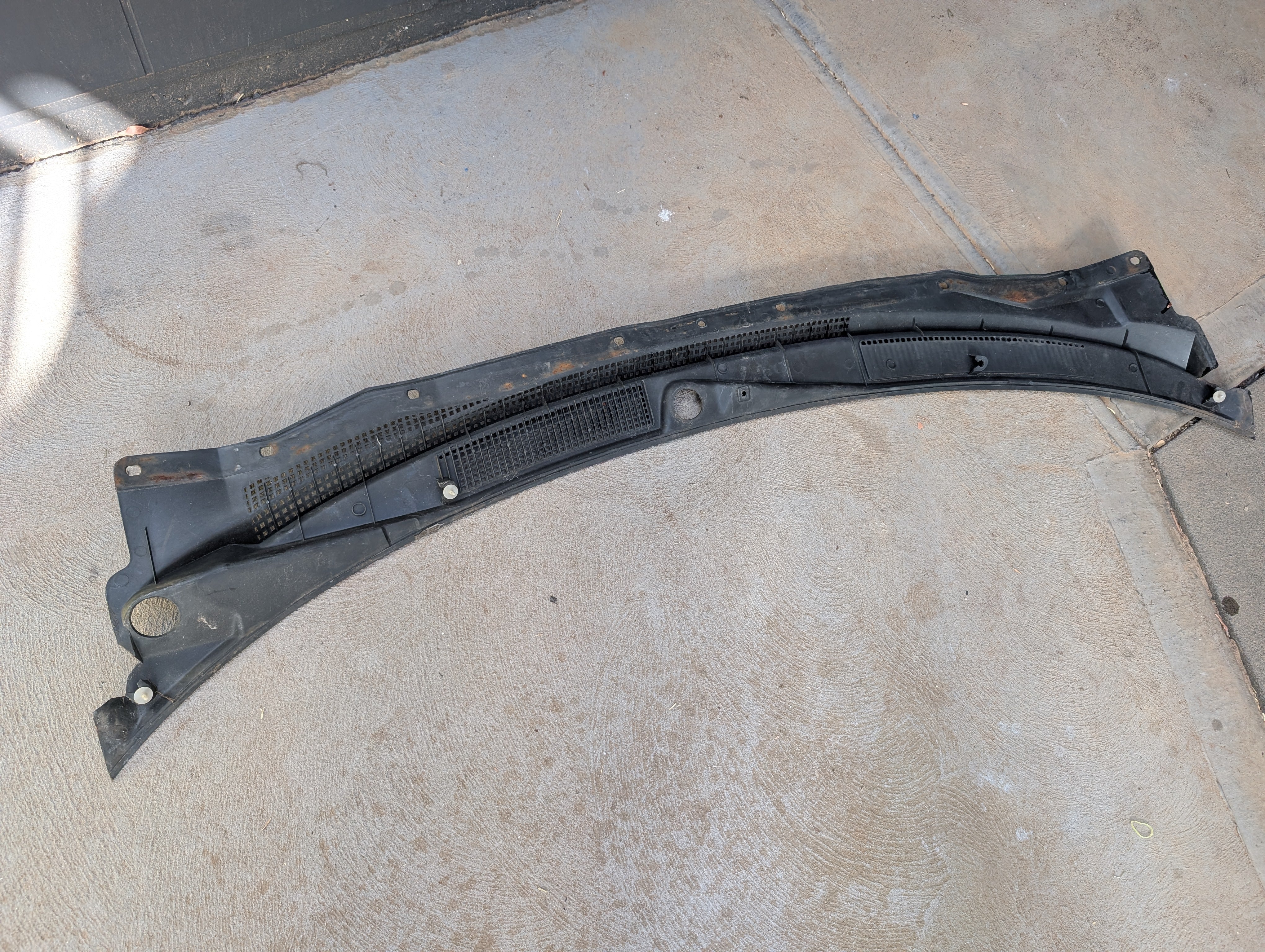 Nissan Skyline R33 GTST Front Window Wiper Bonnet/ Hood Cowl