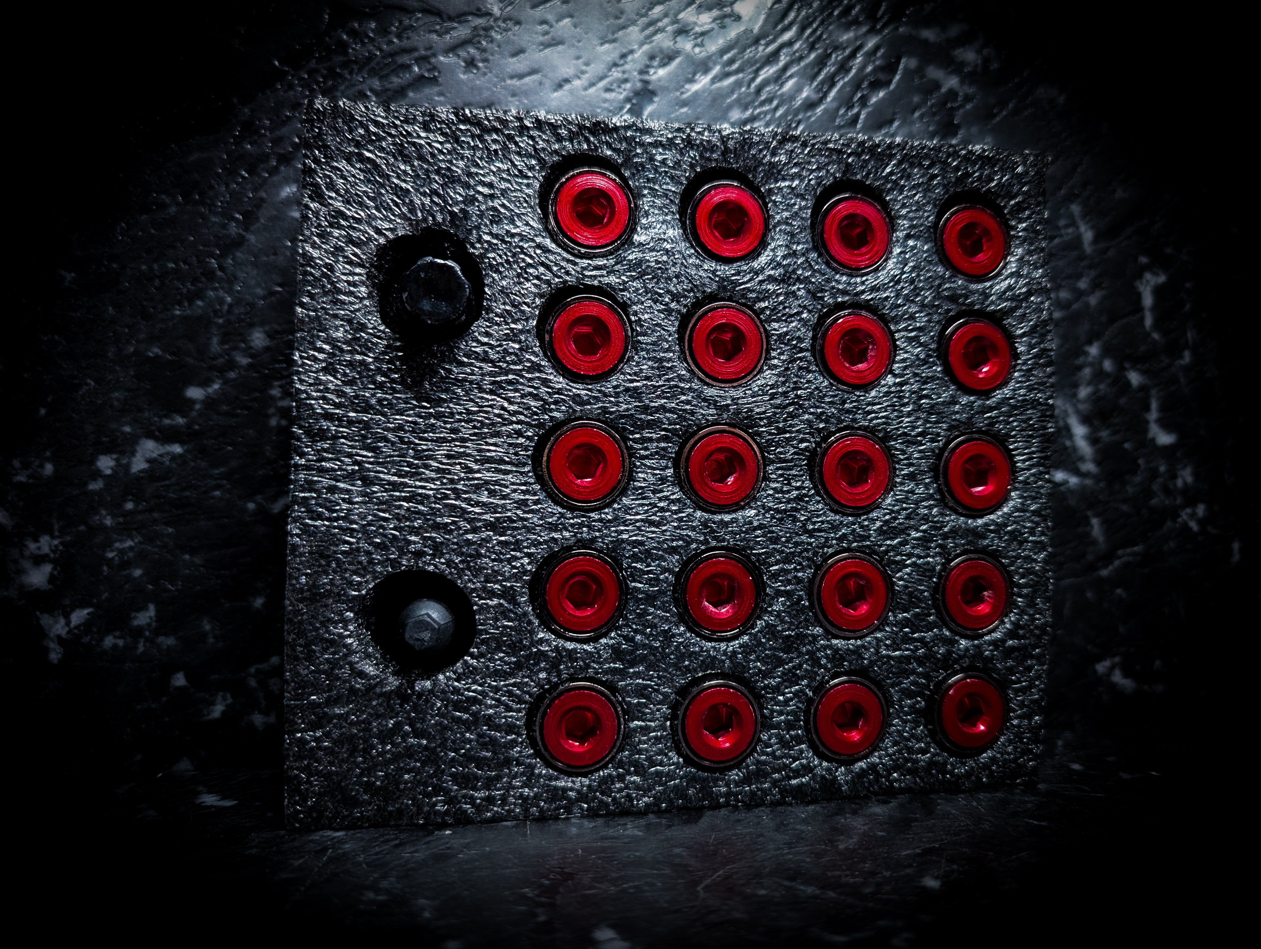 Red Capped • Gunmetal Security Wheel Nuts