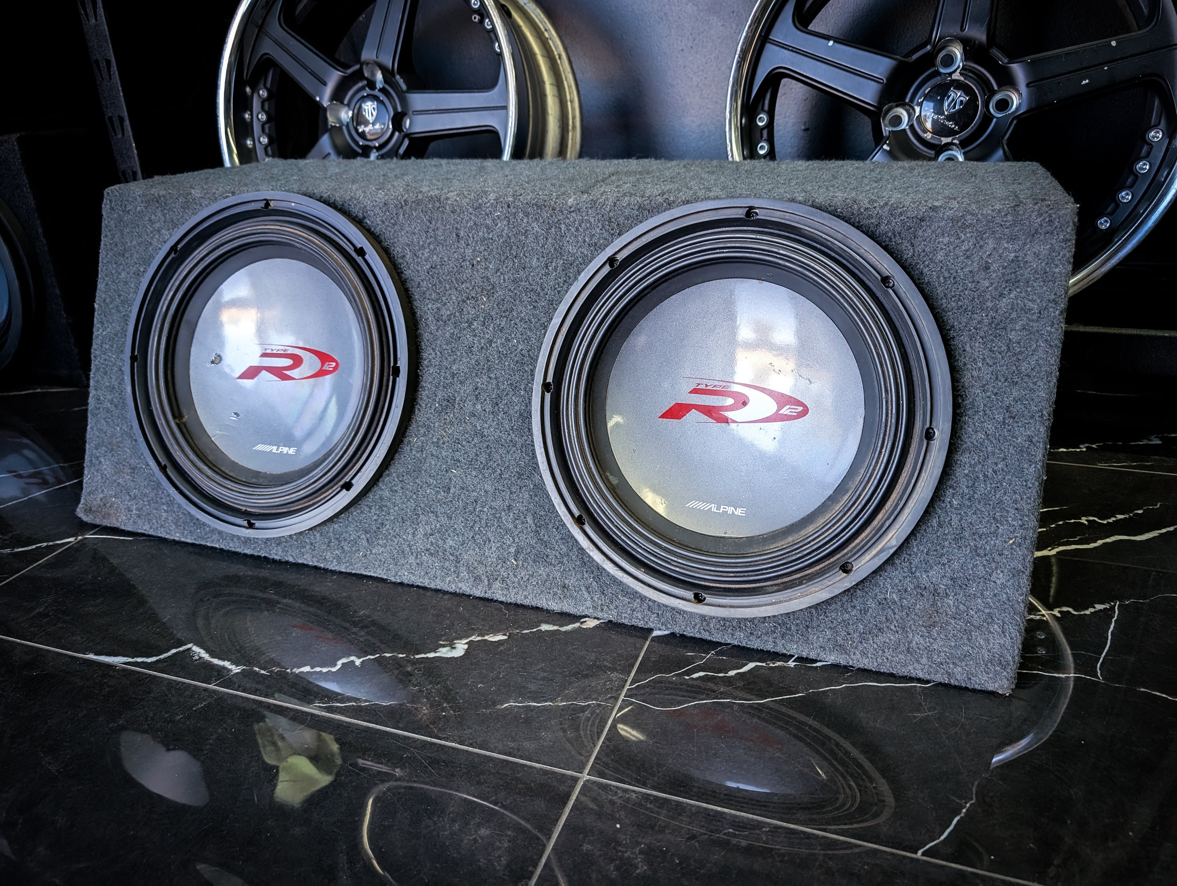 12" ALPINE TYPE R Series Dual 4500watts Max Subwoofers