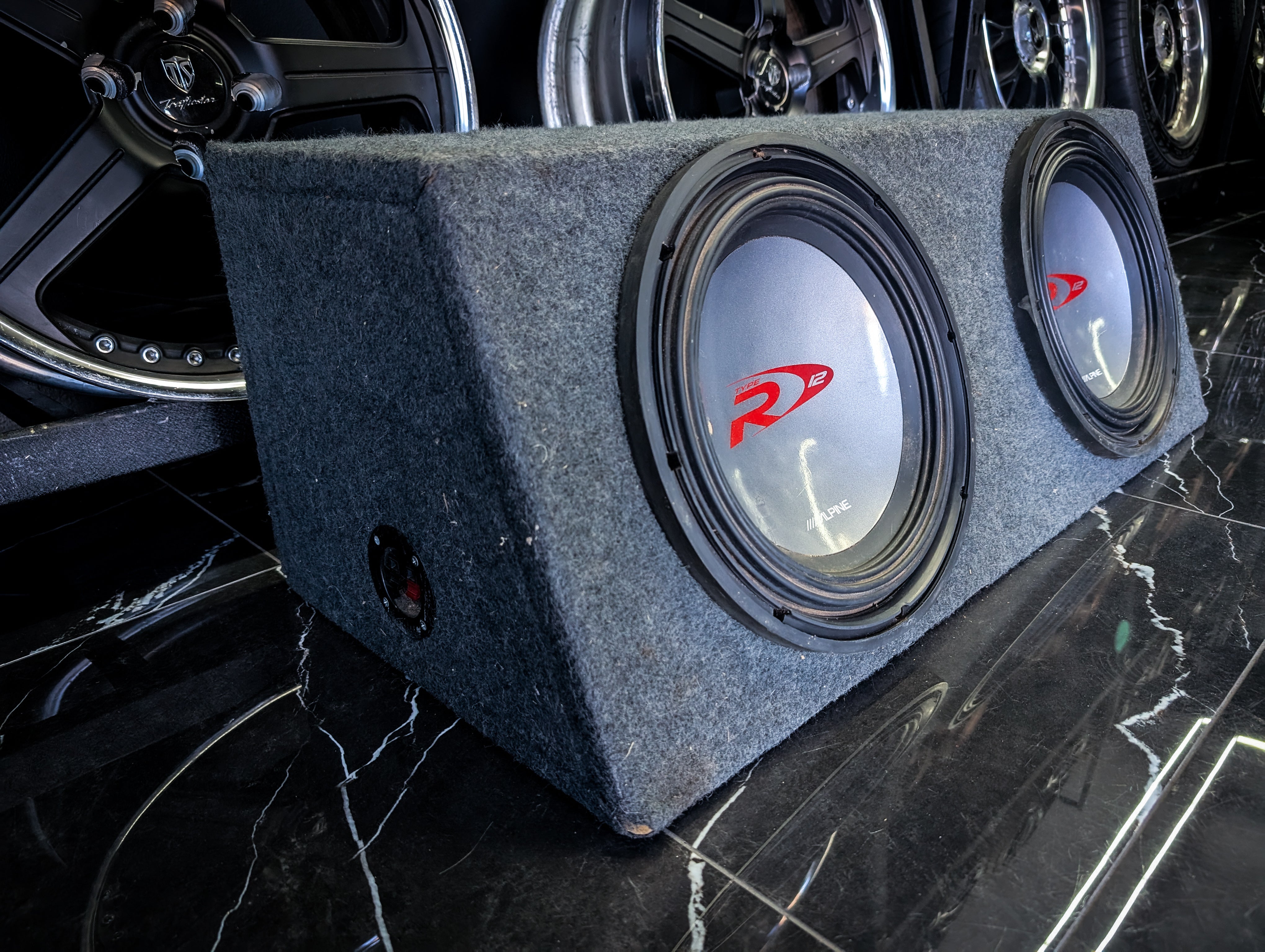 12" ALPINE TYPE R Series Dual 4500watts Max Subwoofers