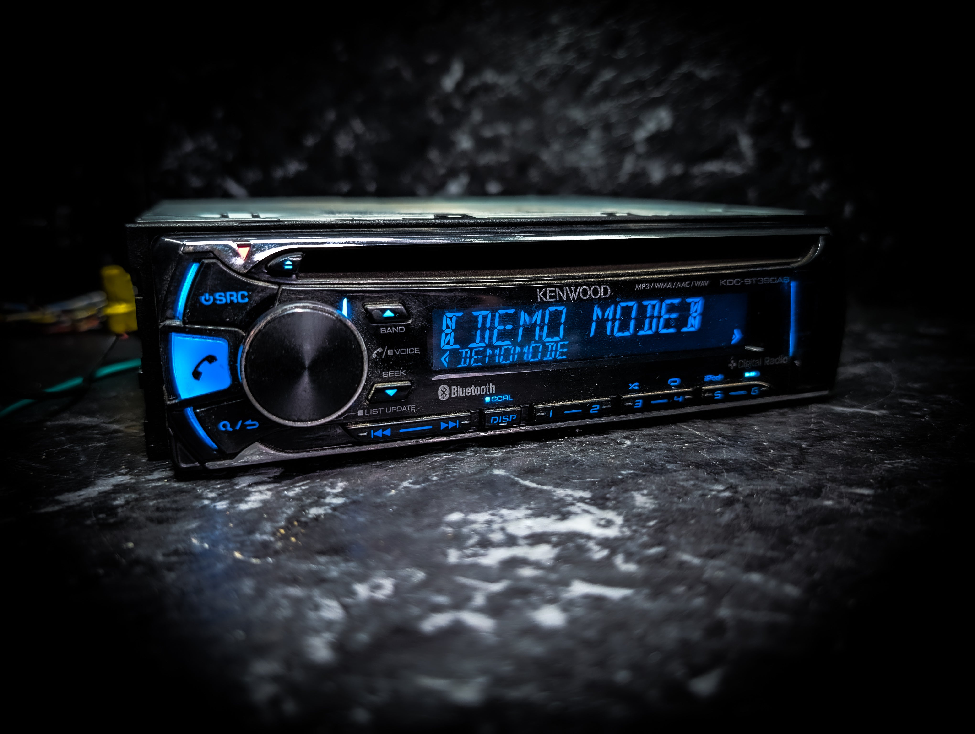 KENWOOD Bluetooth Single Din Car Stereo