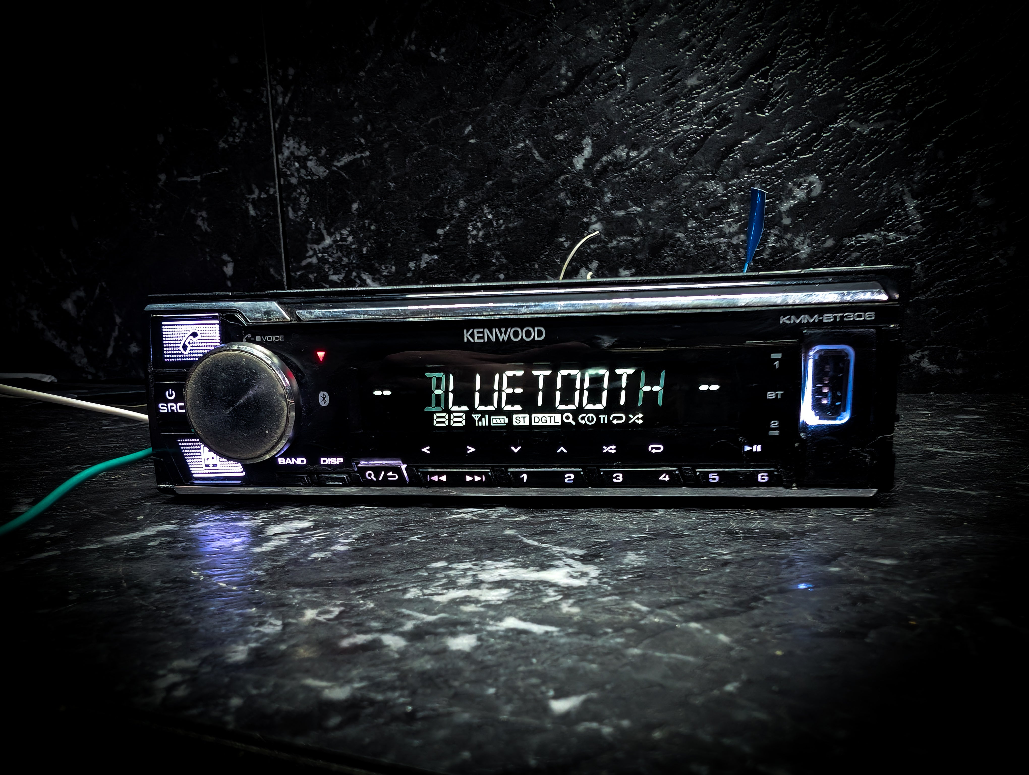 KENWOOD Bluetooth Single Din Car Stereo