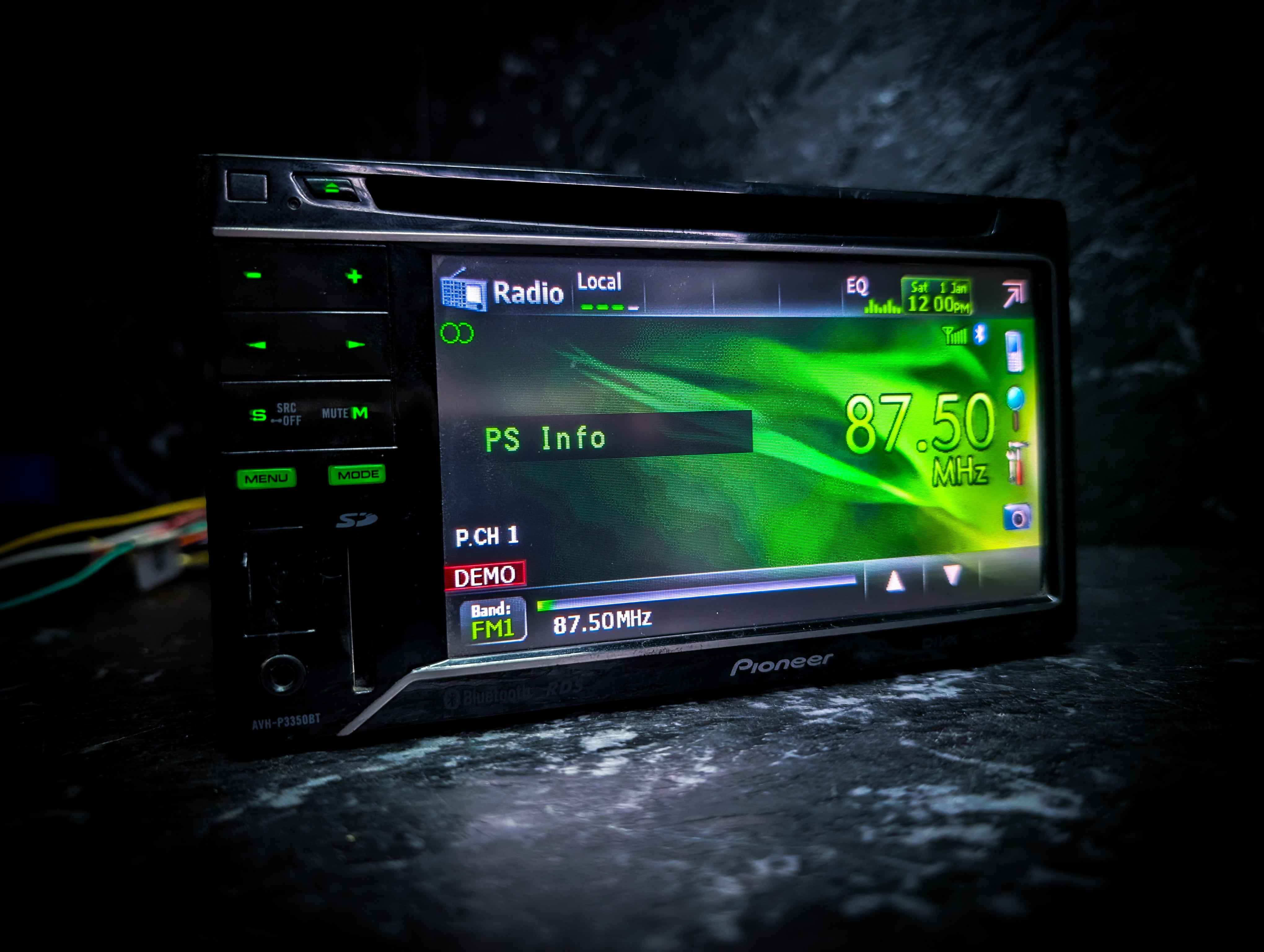 PIONEER Bluetooth Touchscreen Double Din Car Stereo