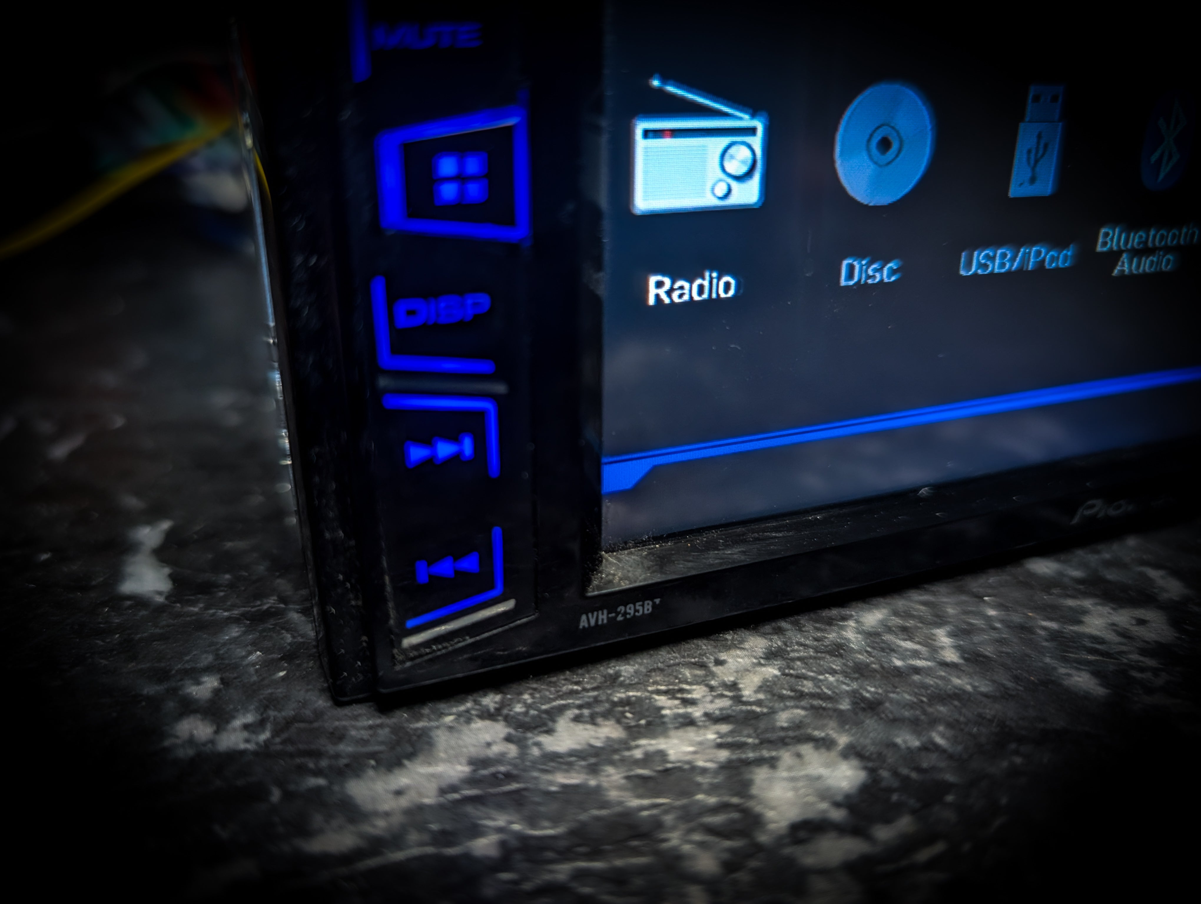 PIONEER Bluetooth Touchscreen Double Din Car Stereo