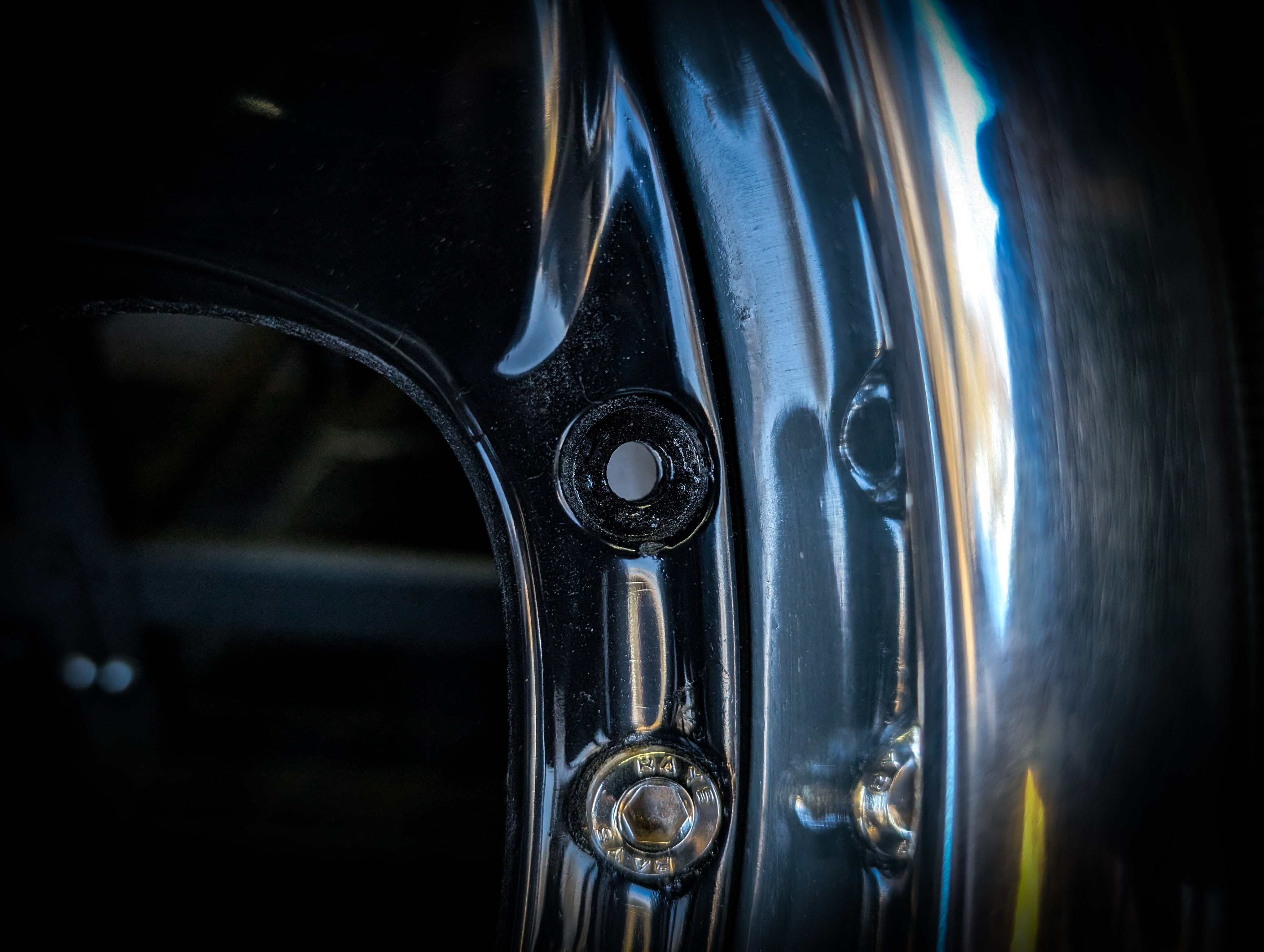 18" RAYS Engineering VICTRIX Pleasure 2 Piece Staggered Wheels x 4