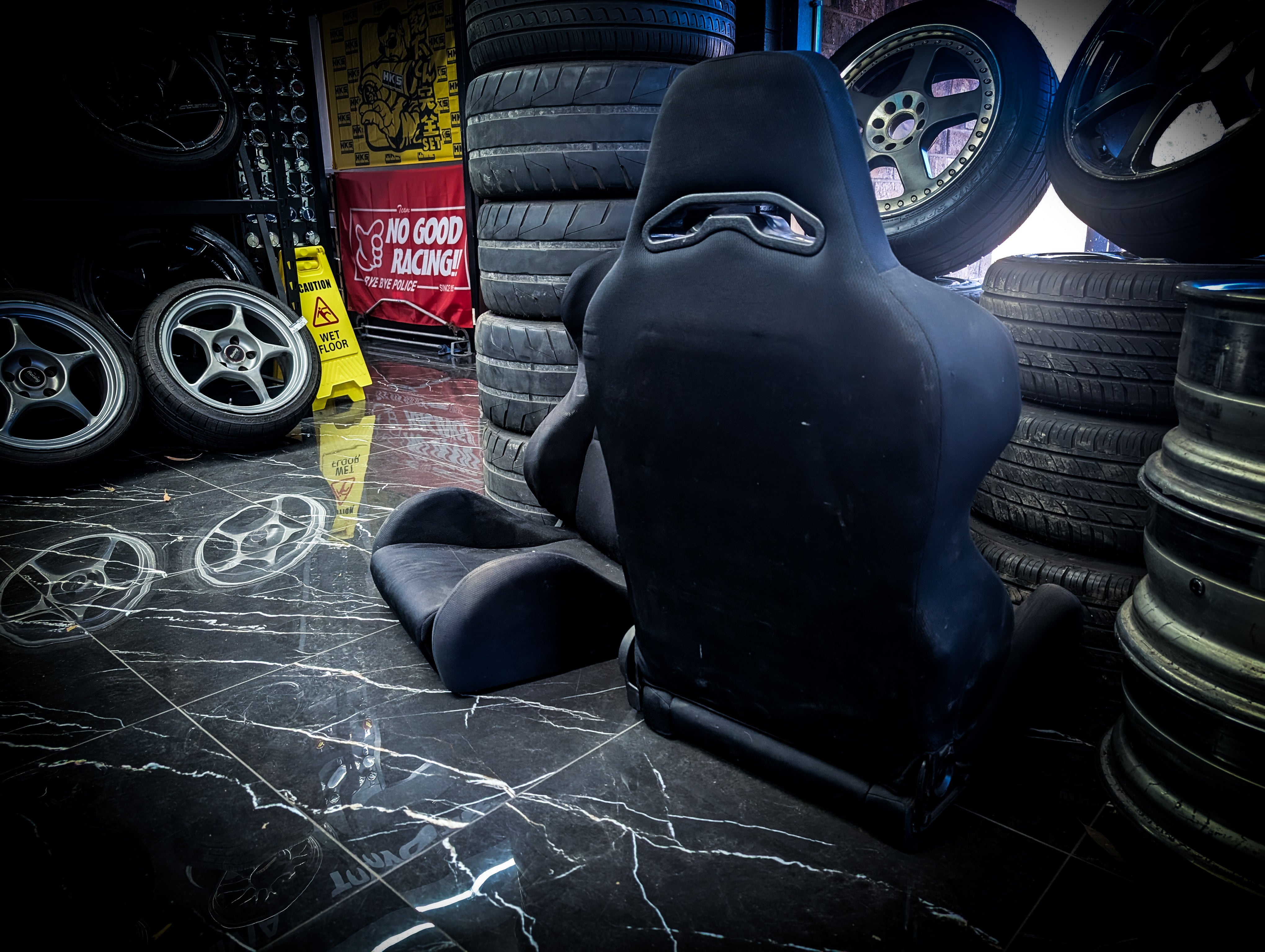 Universal Black Bucket Seats