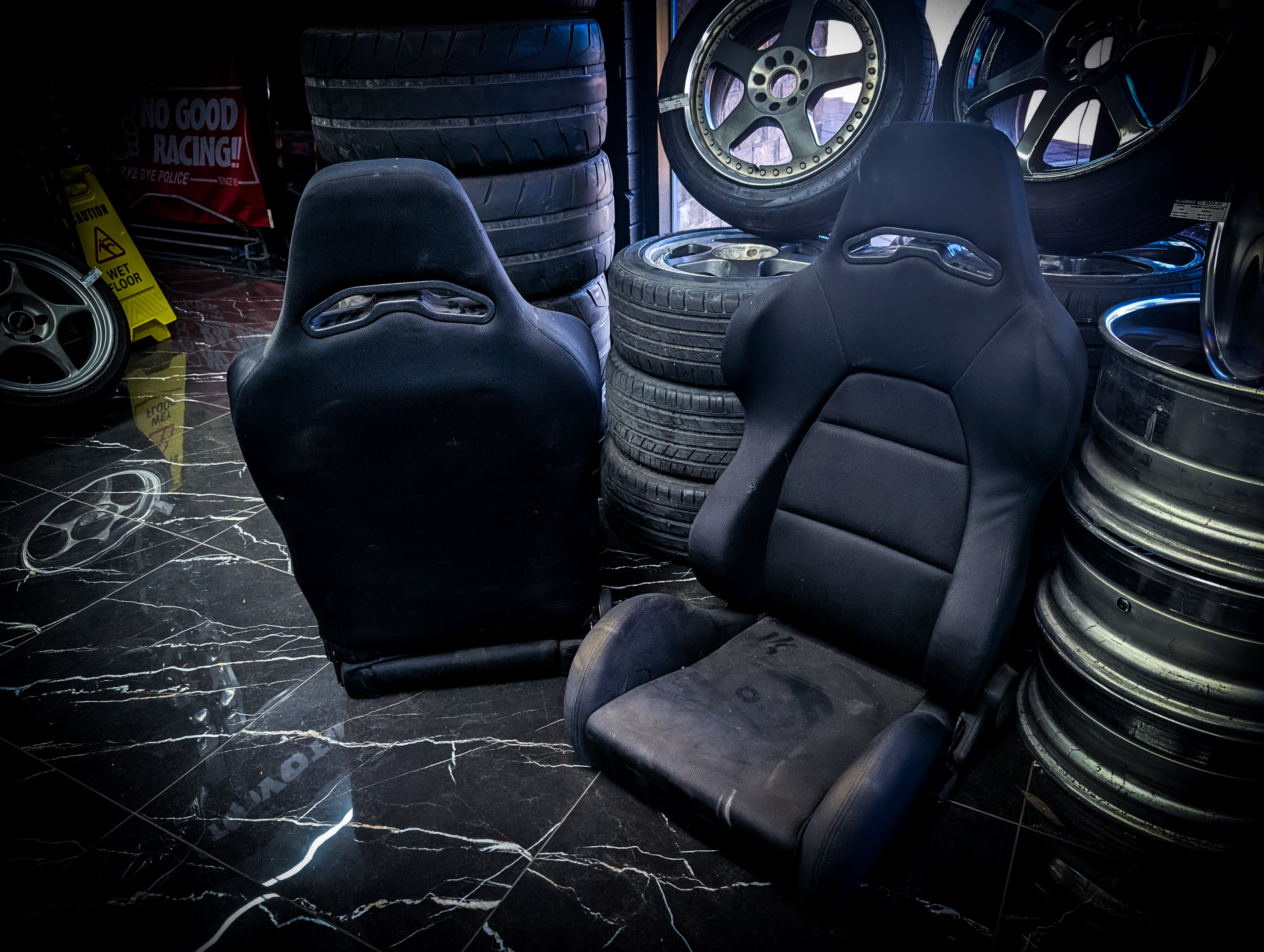 Universal Black Bucket Seats