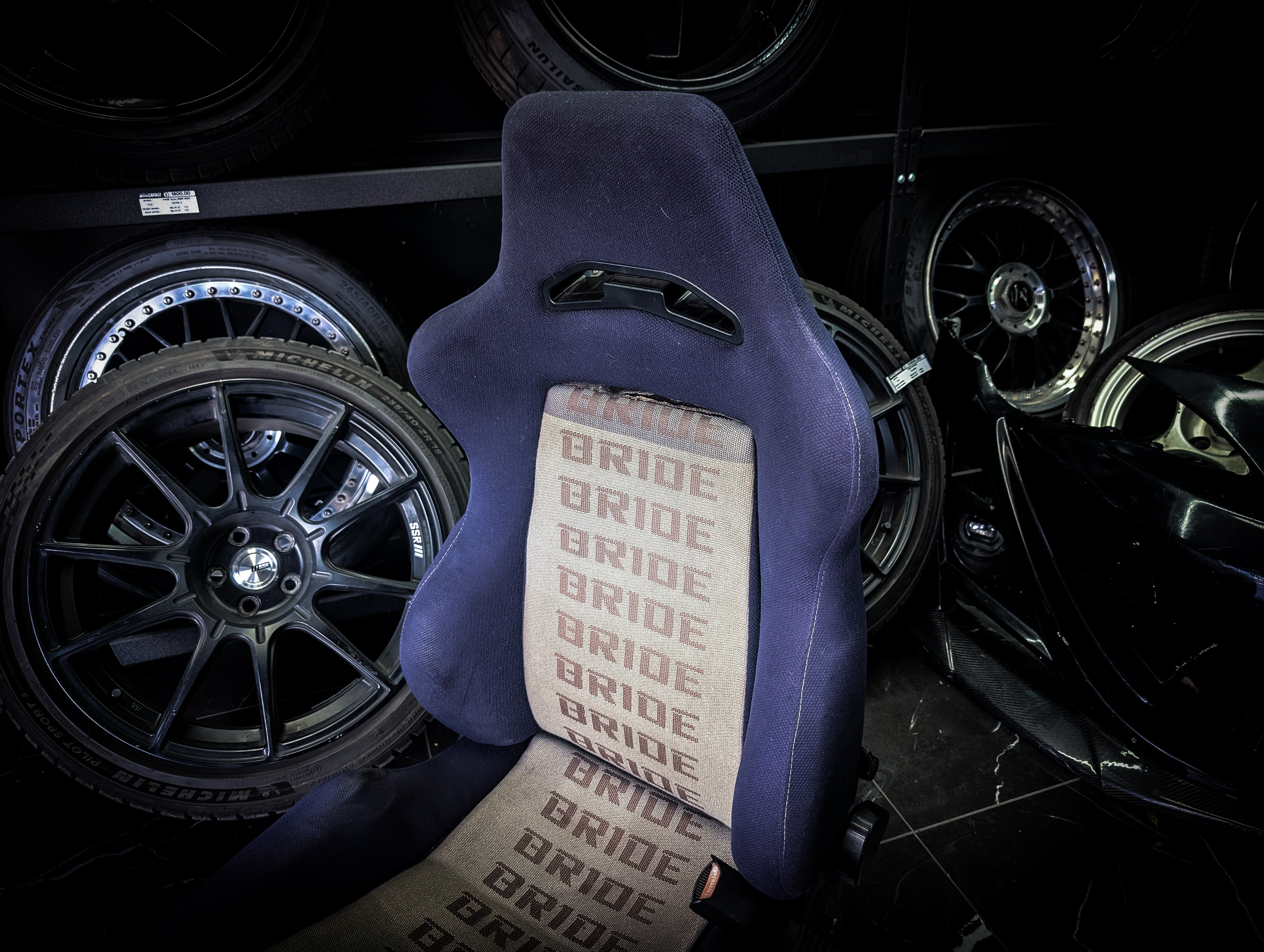 BRIDE ERGO Reclining Bucket Seat + R31 Skyline Seat Rail