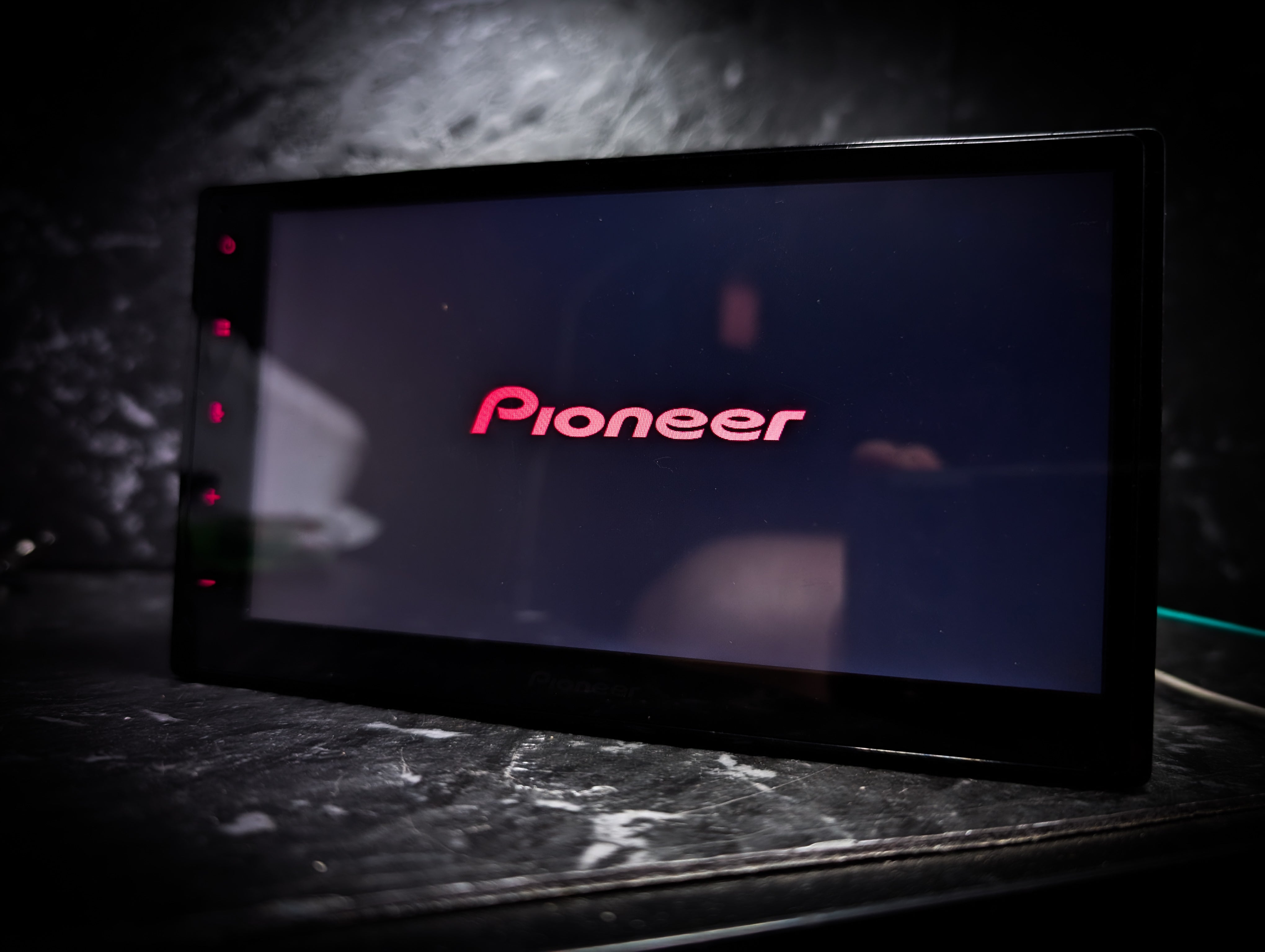 PIONEER Bluetooth/CarPlay/Android Auto Touchscreen Double Din Car Stereo