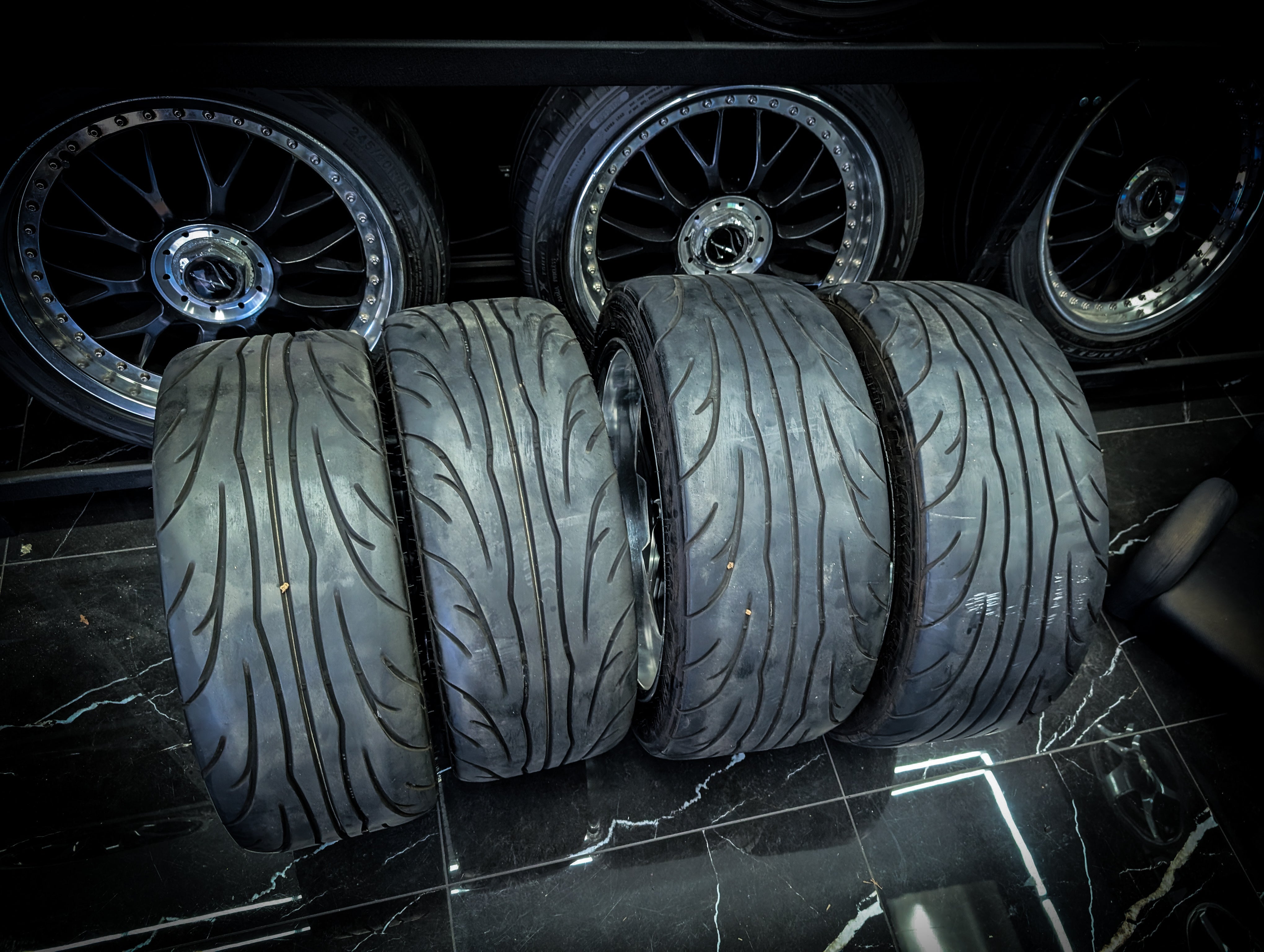 18" Riverside Trafficstar RTS 3 Piece Wheels x 4