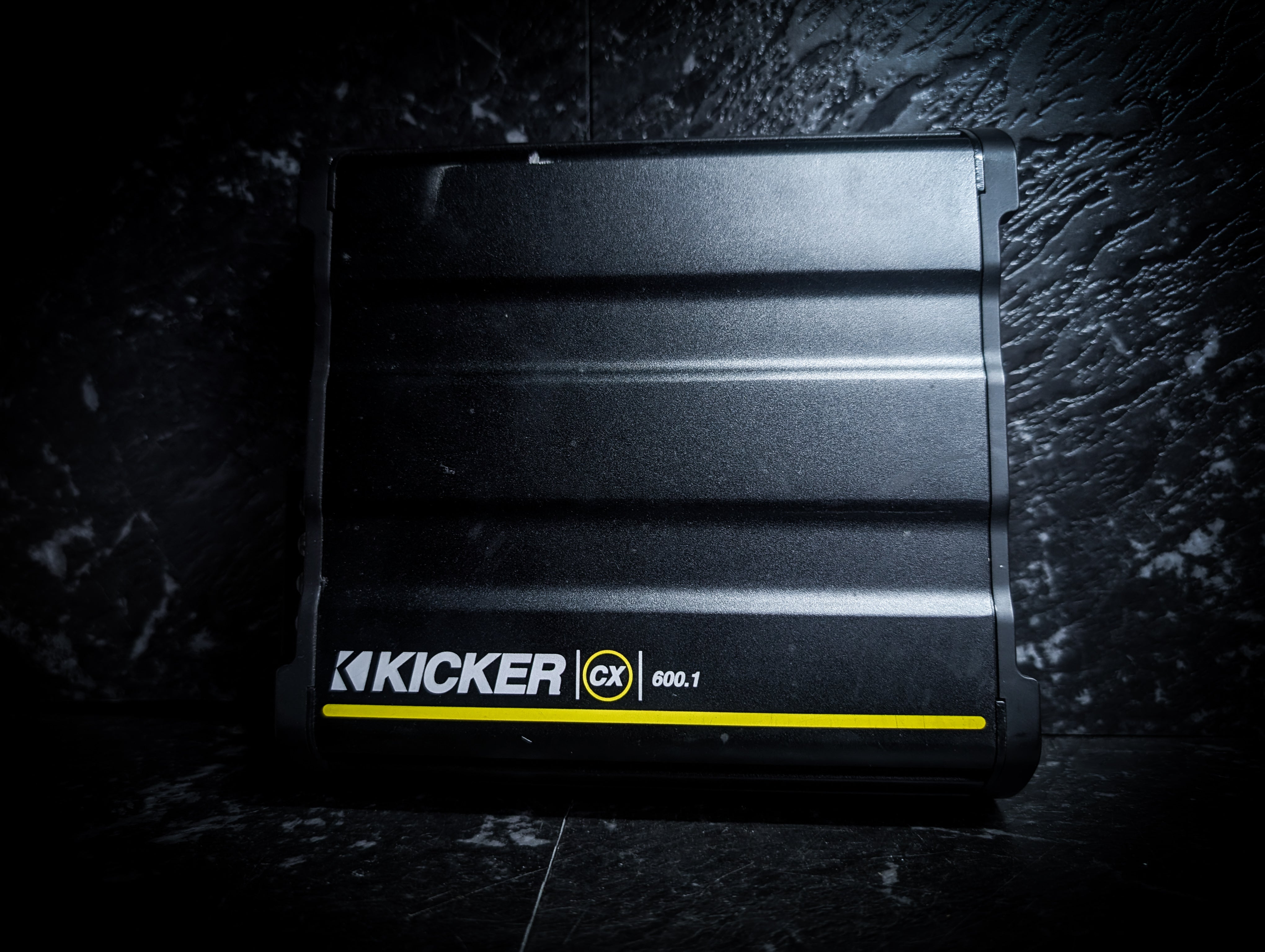 KICKER 600watt RMS Monoblock Amplifier