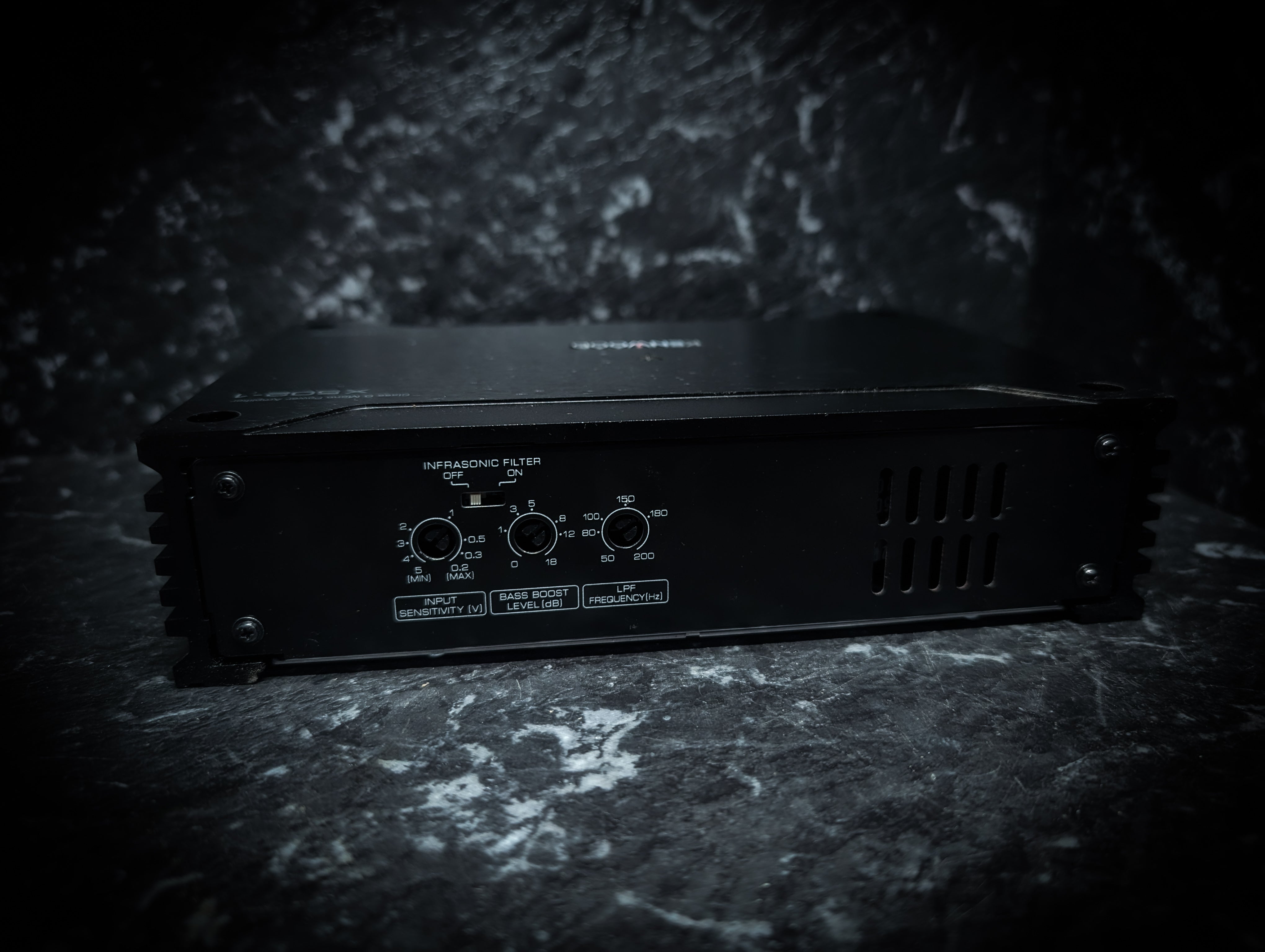 KENWOOD 1000watt Monoblock Amplifier