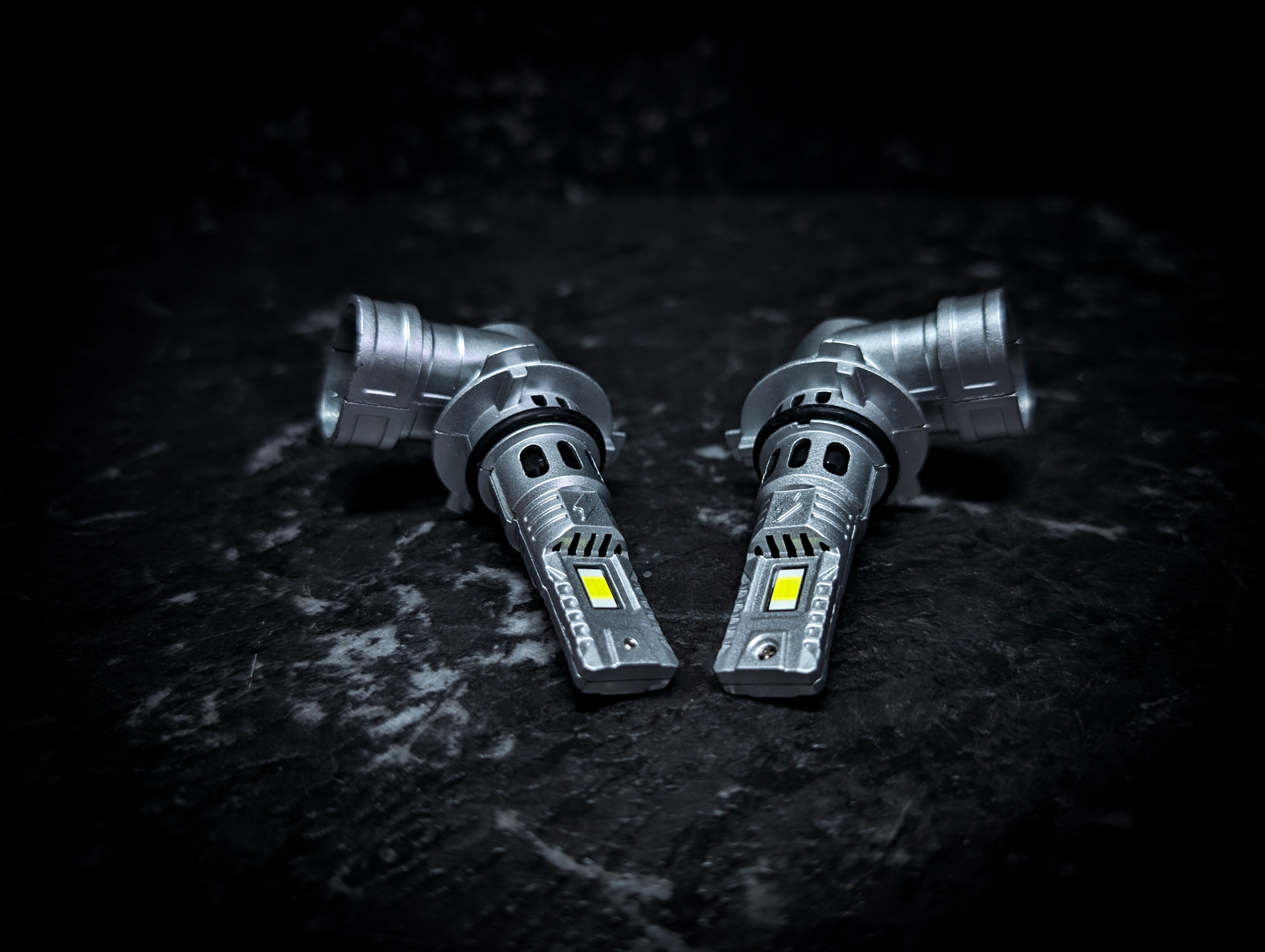 9006/HB4 Ultra White 6000k LED Car Headlight Globes