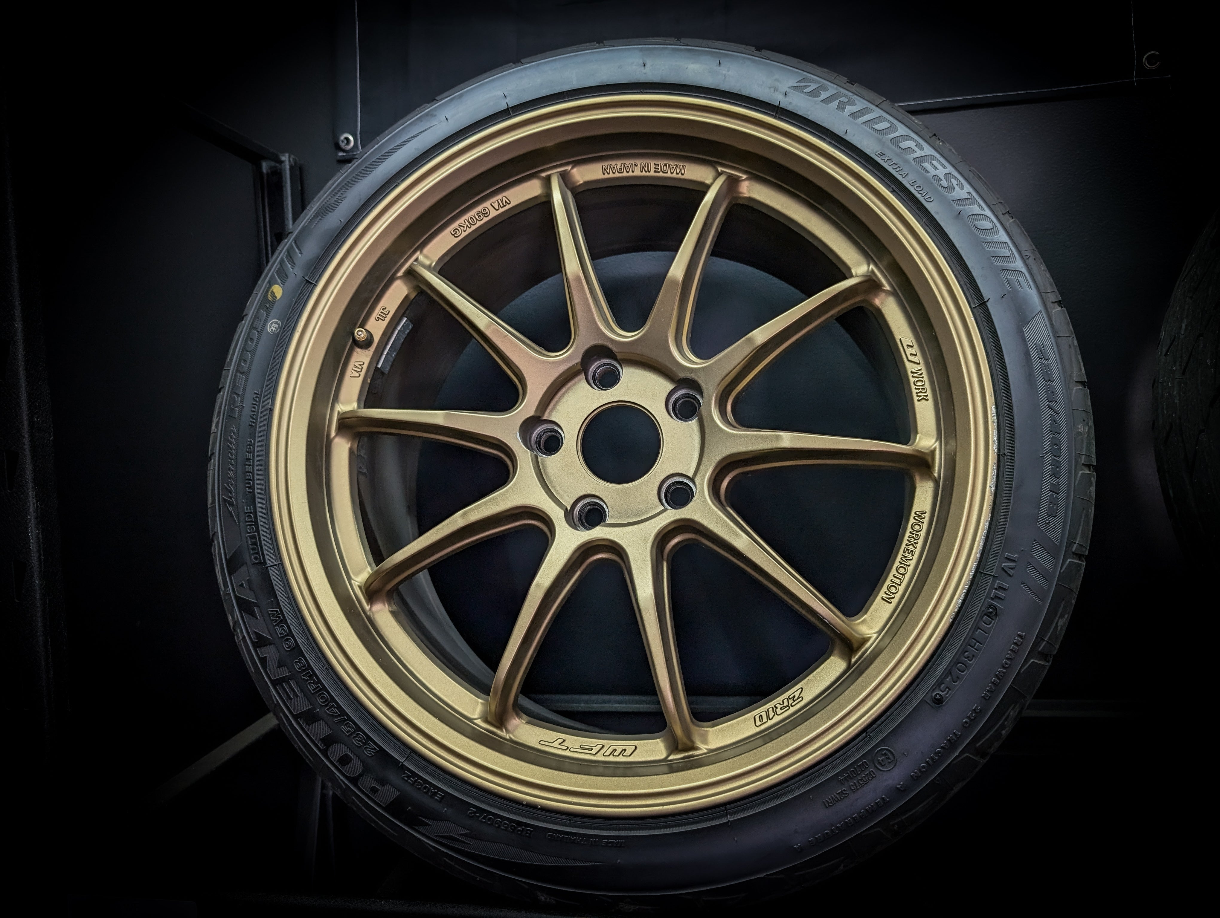 18" WORK EMOTION ZR10 Gold Wheels x 4