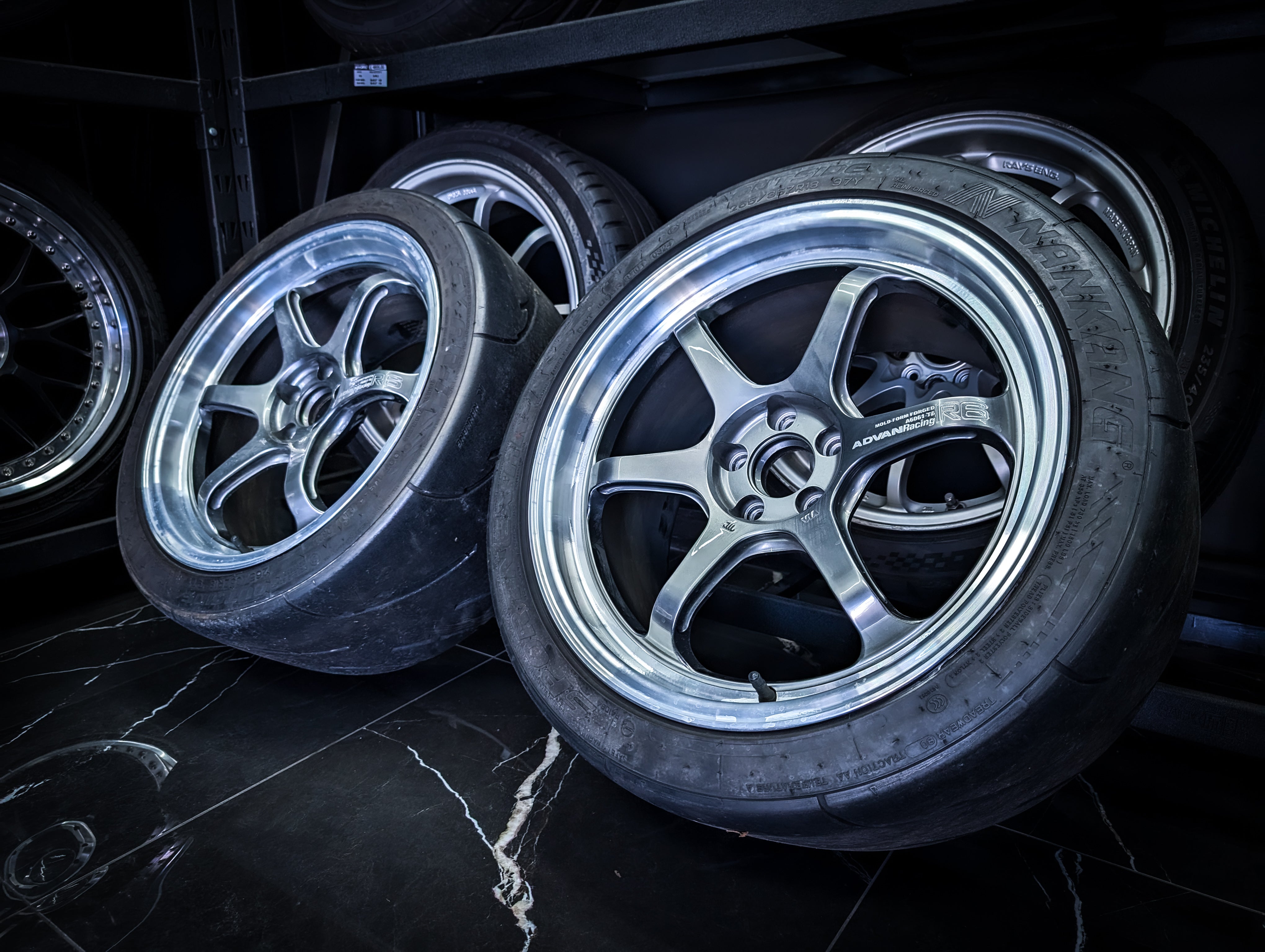 18" YOKOHAMA ADVAN R6 Forged Hyper Black Staggered Wheels x 4