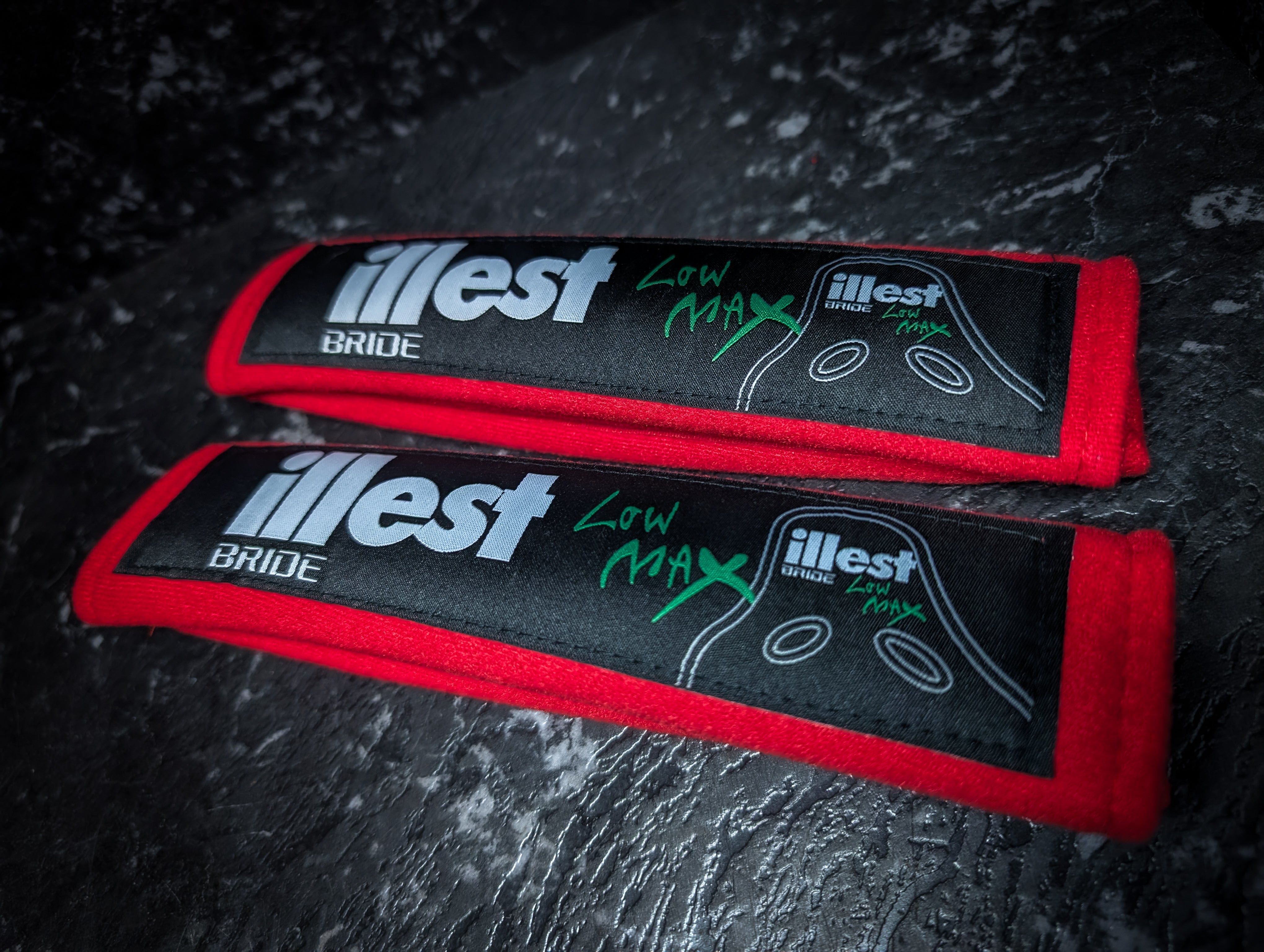 BRIDE ILLEST Red Seat Belt Covers