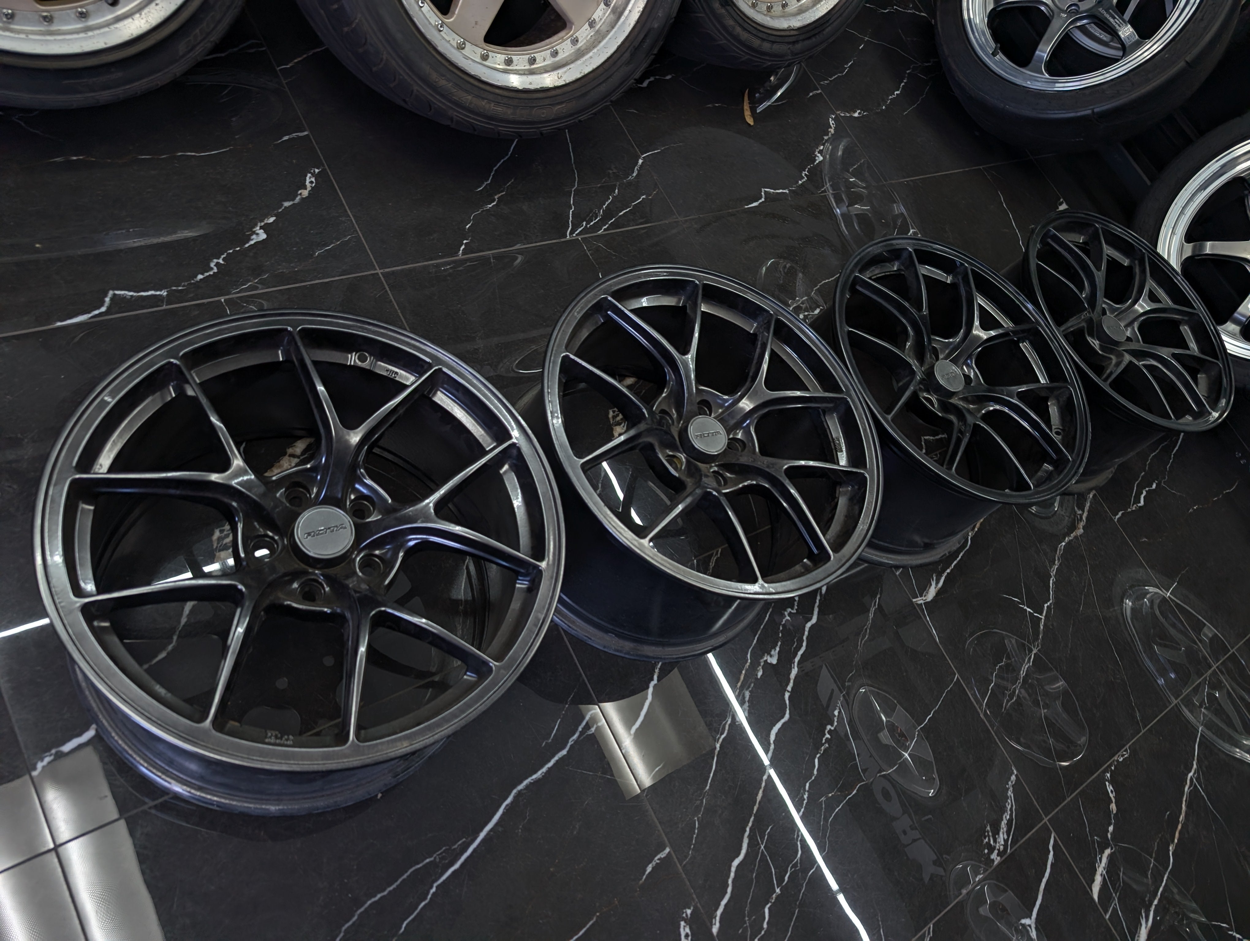 18" Rota KB-R Concave Gunmetal Wheels x 4