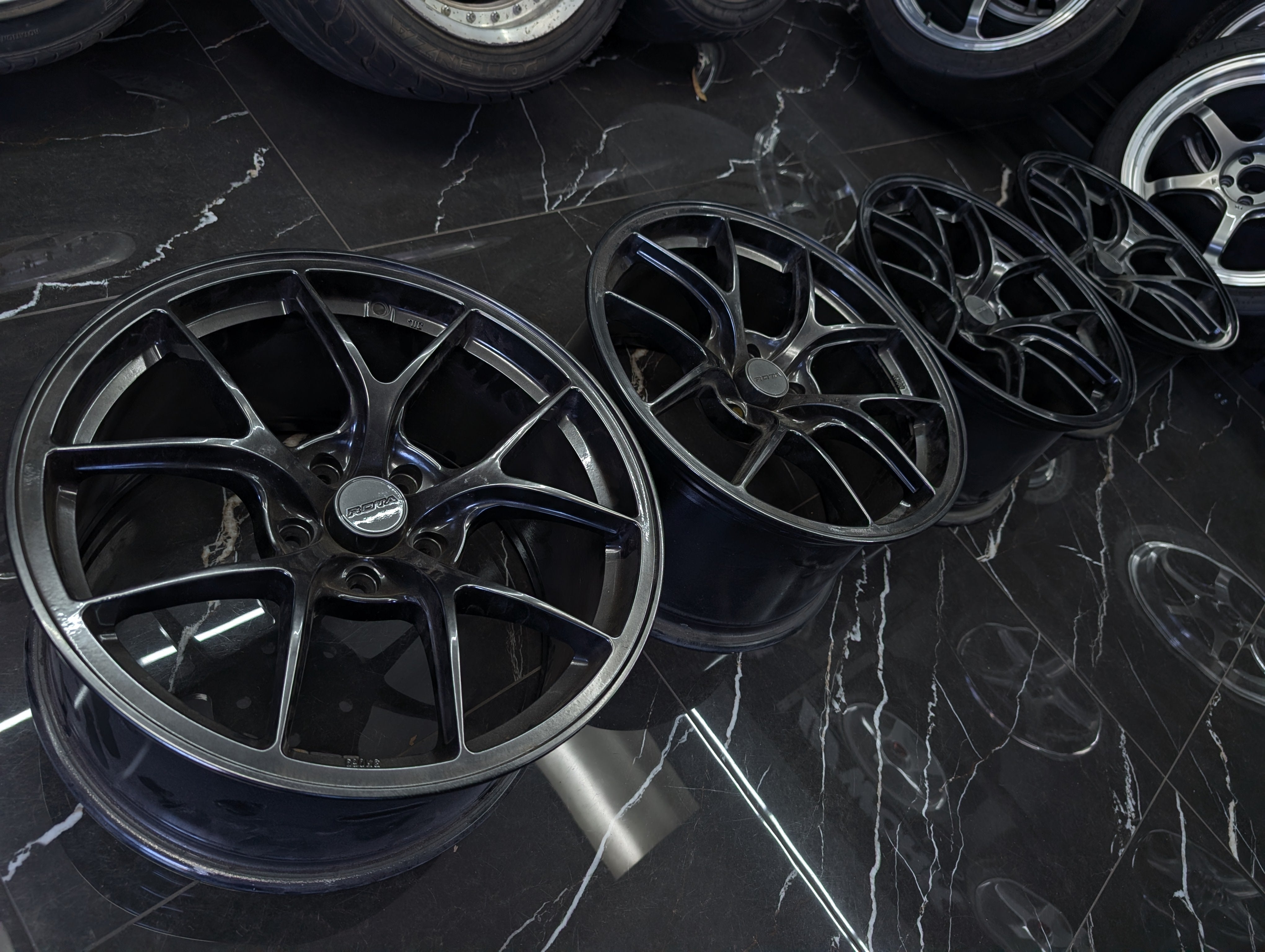 18" Rota KB-R Concave Gunmetal Wheels x 4
