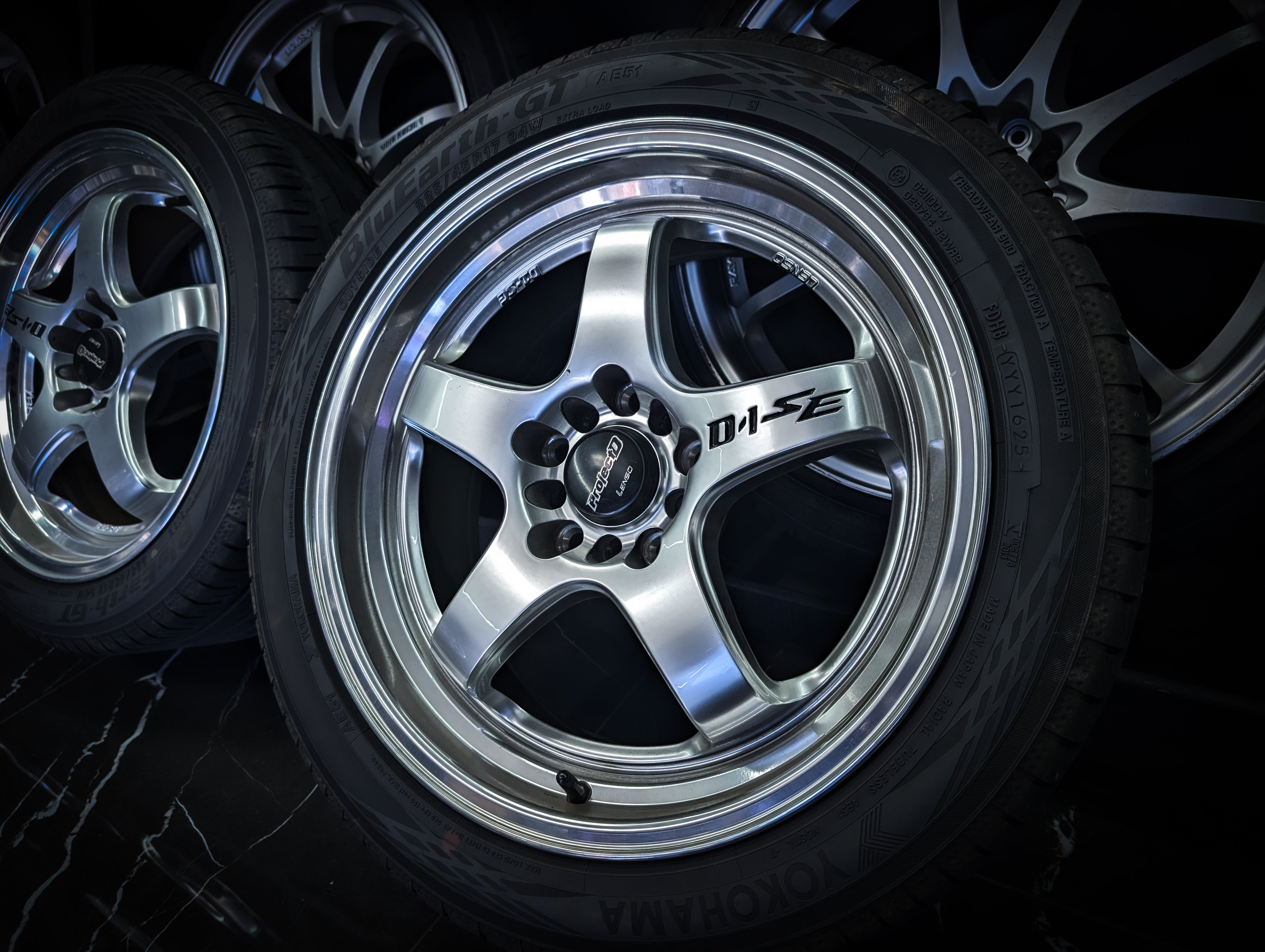 17" LENSO D-1SE Hyper Silver Wheels x 4