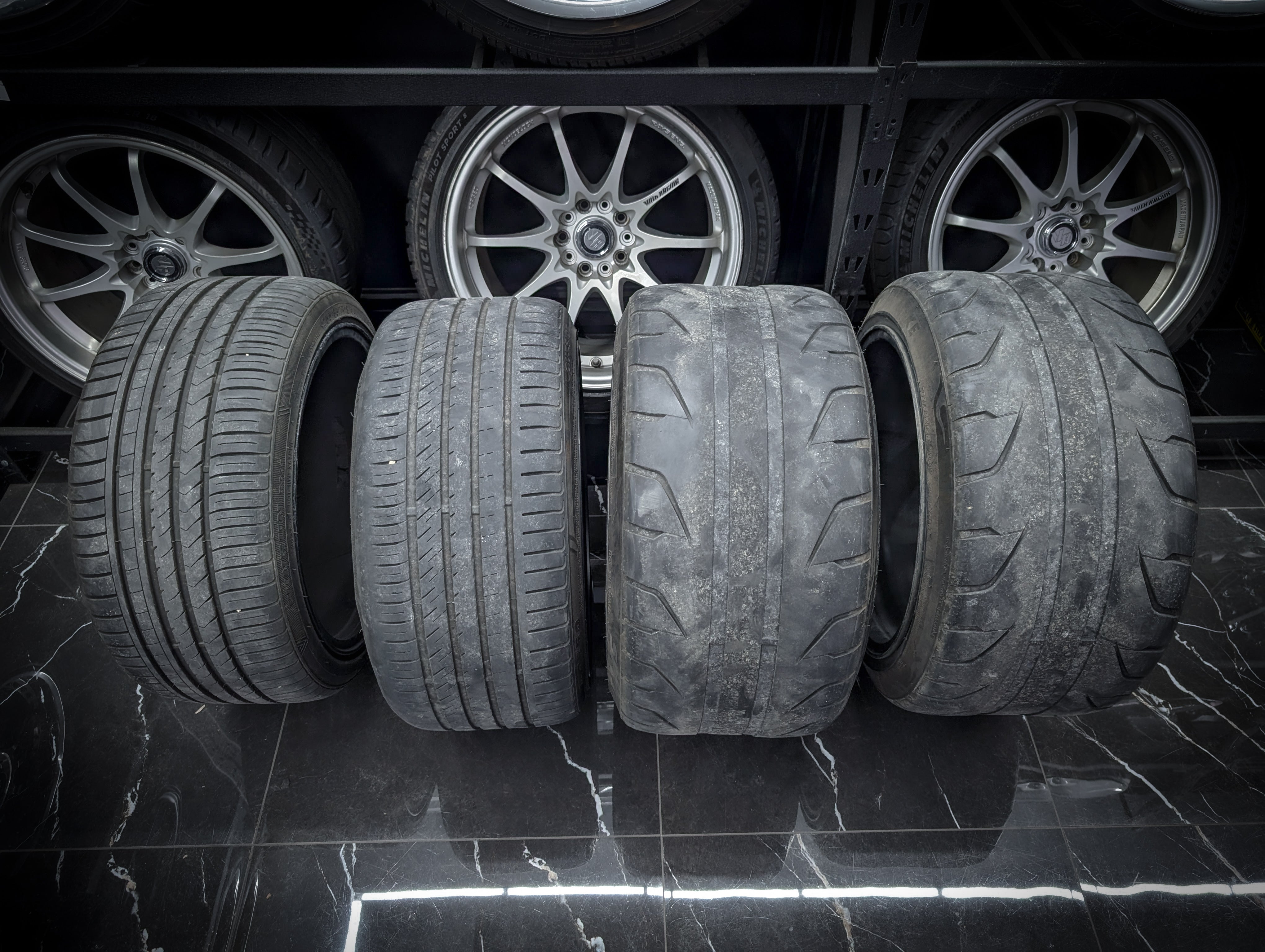 18" ROTA P45R2 Matte Black Staggared Wheels x 4