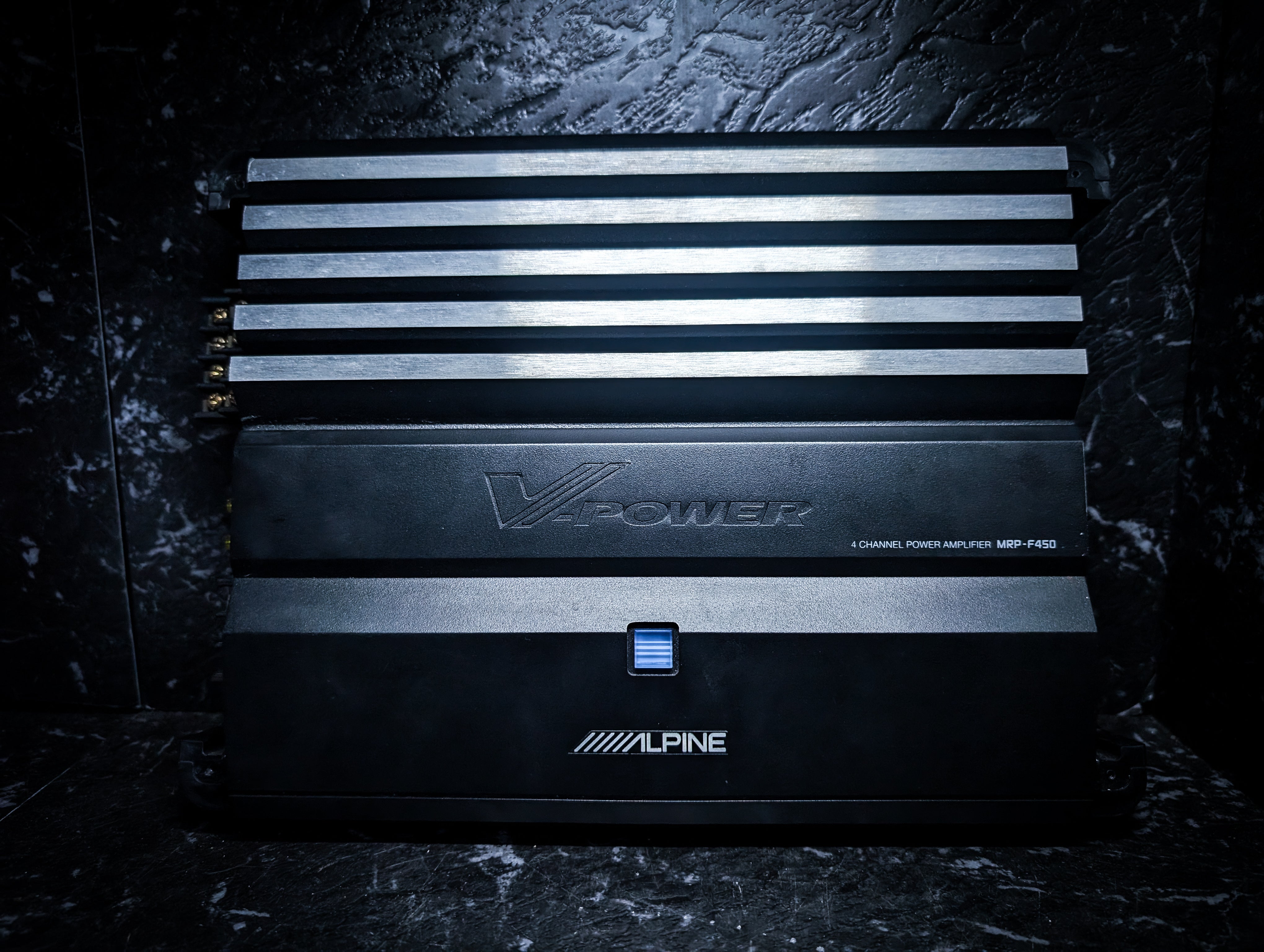 ALPINE V Power 450watt 4 Channel Amplifier