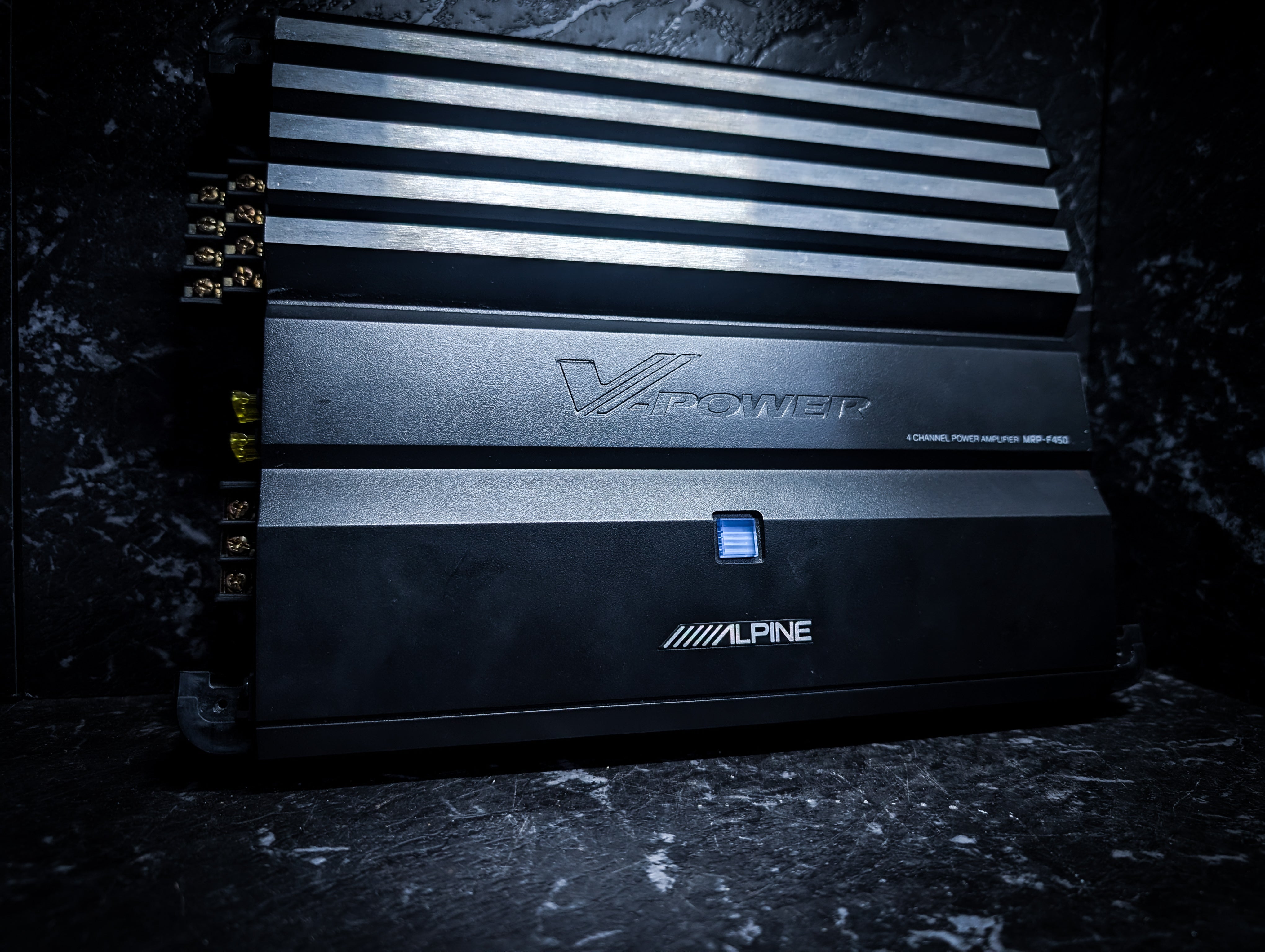 ALPINE V Power 450watt 4 Channel Amplifier