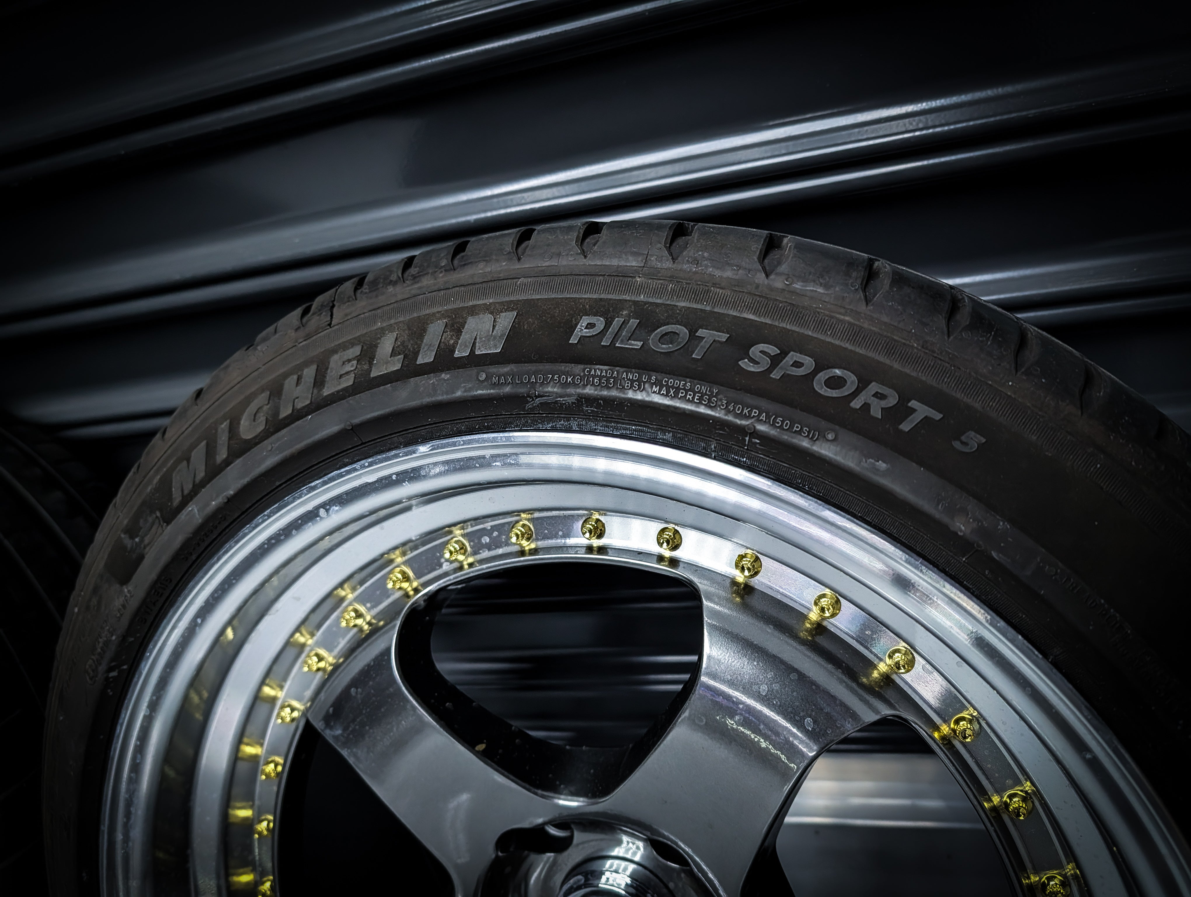 18" Work Meister Replica Wheels x 4