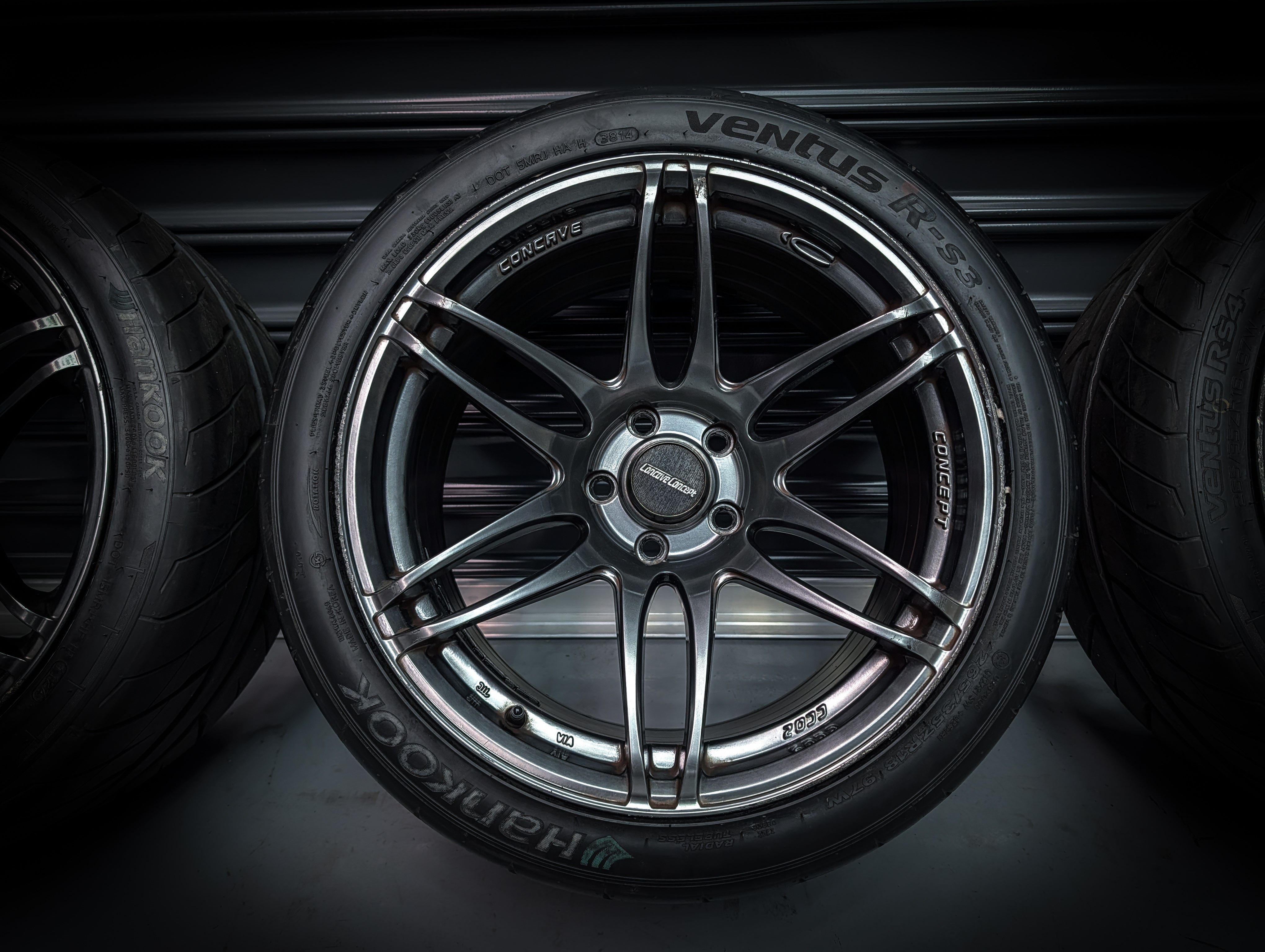 18" Concept Concave Gunmetal Wheels x 4