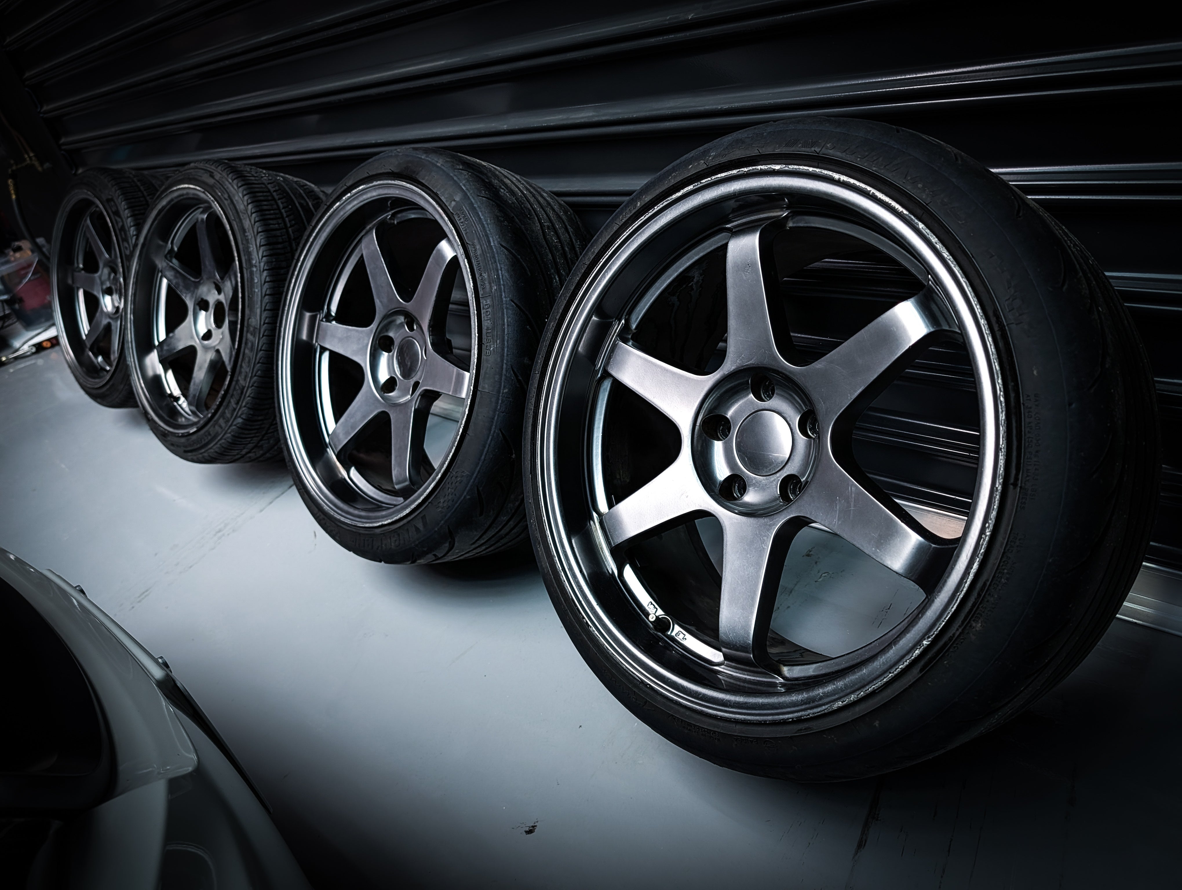 19" Varrstoen ES2 Staggered Wheels x 4