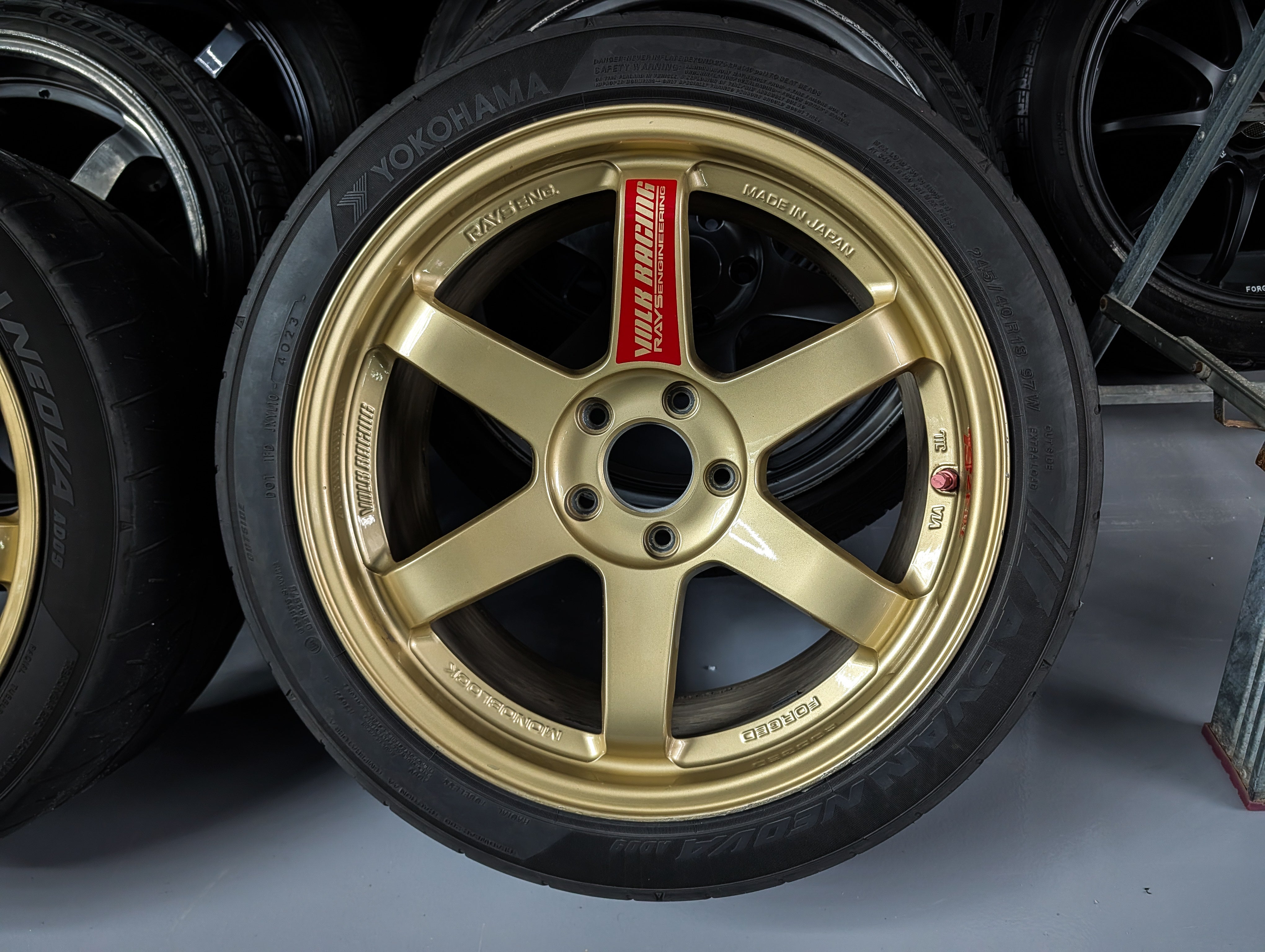 18" Volk Rays TE37 SL Gold Wheels x 4