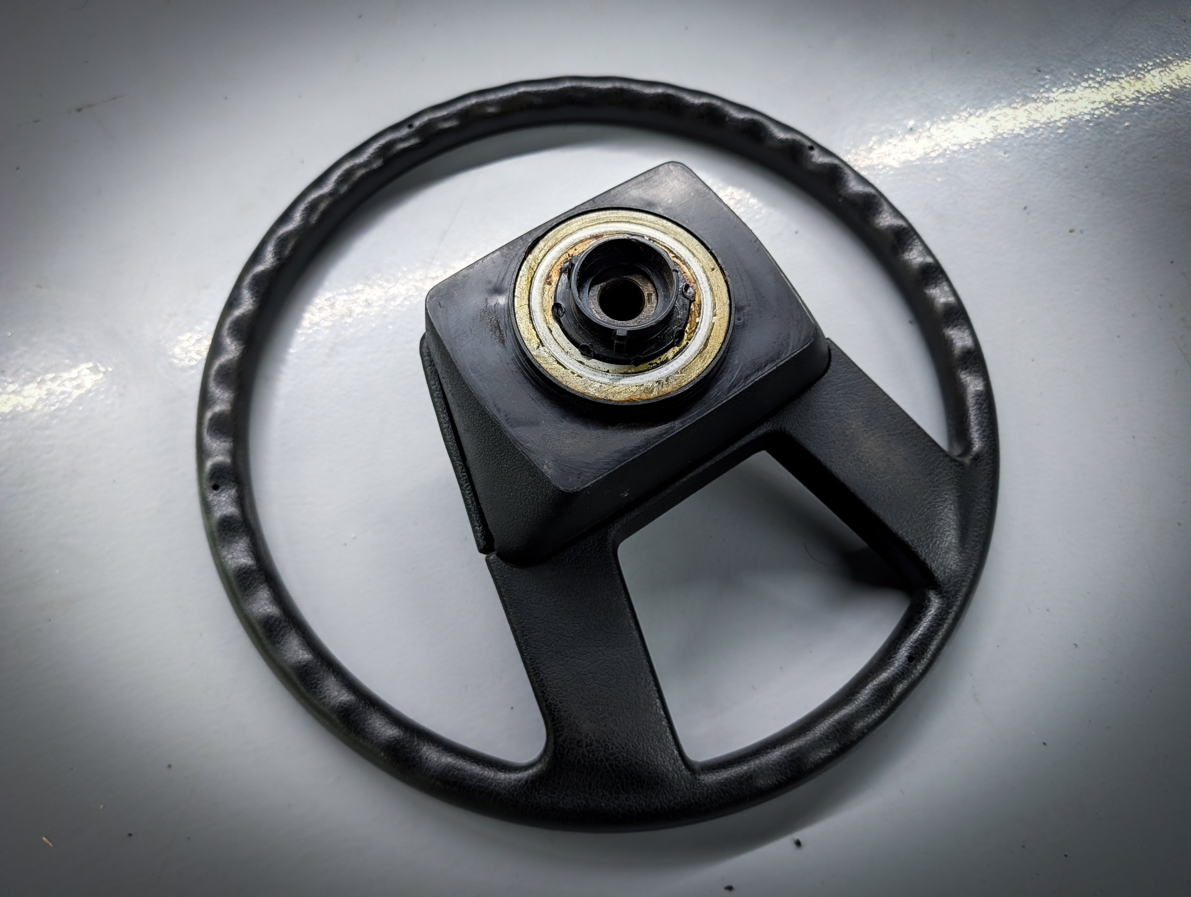 Early NISSAN R31 Skyline/Pintara Steering Wheel