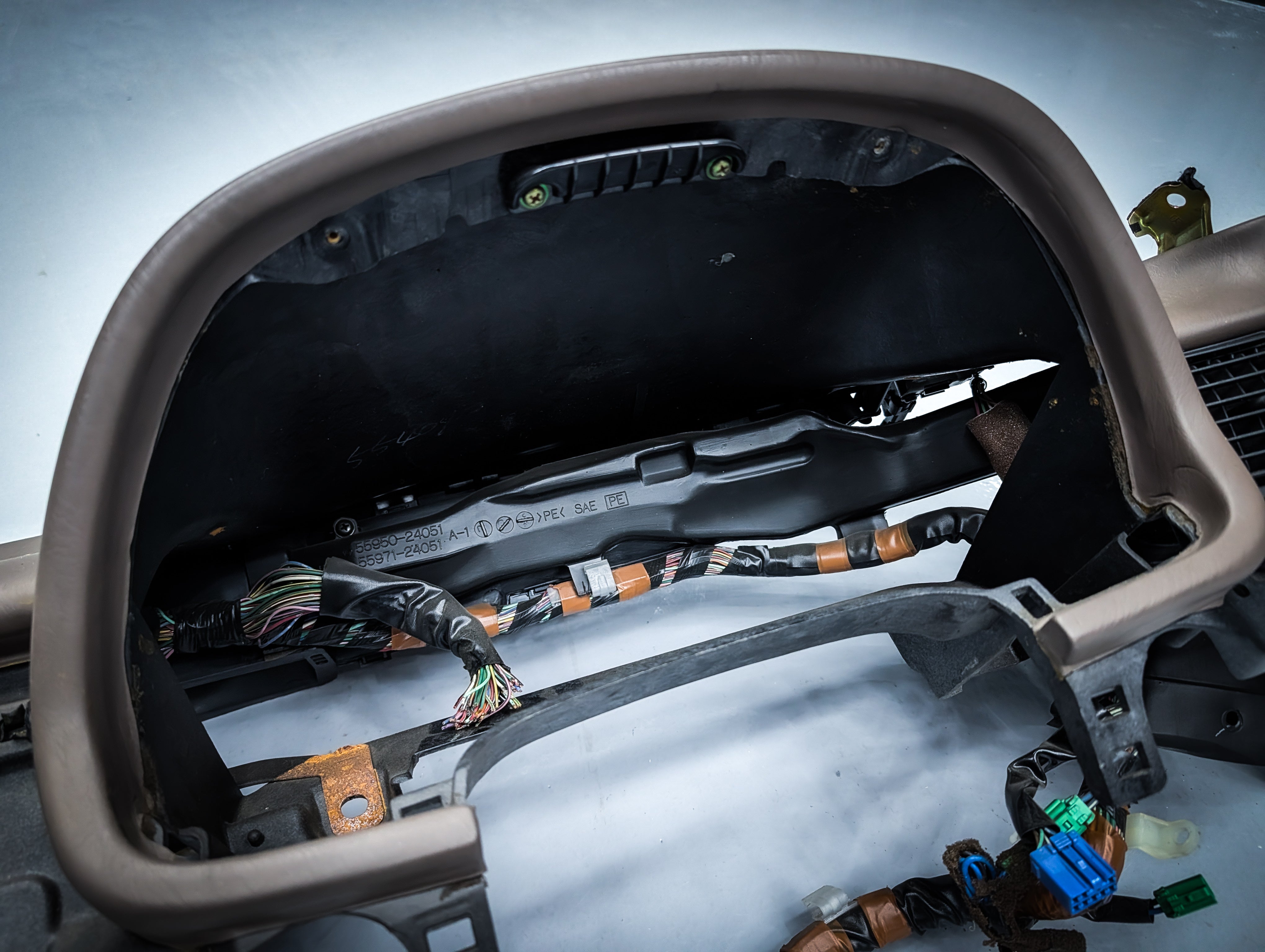 Toyota Soarer JZZ30 Brown Dashboard