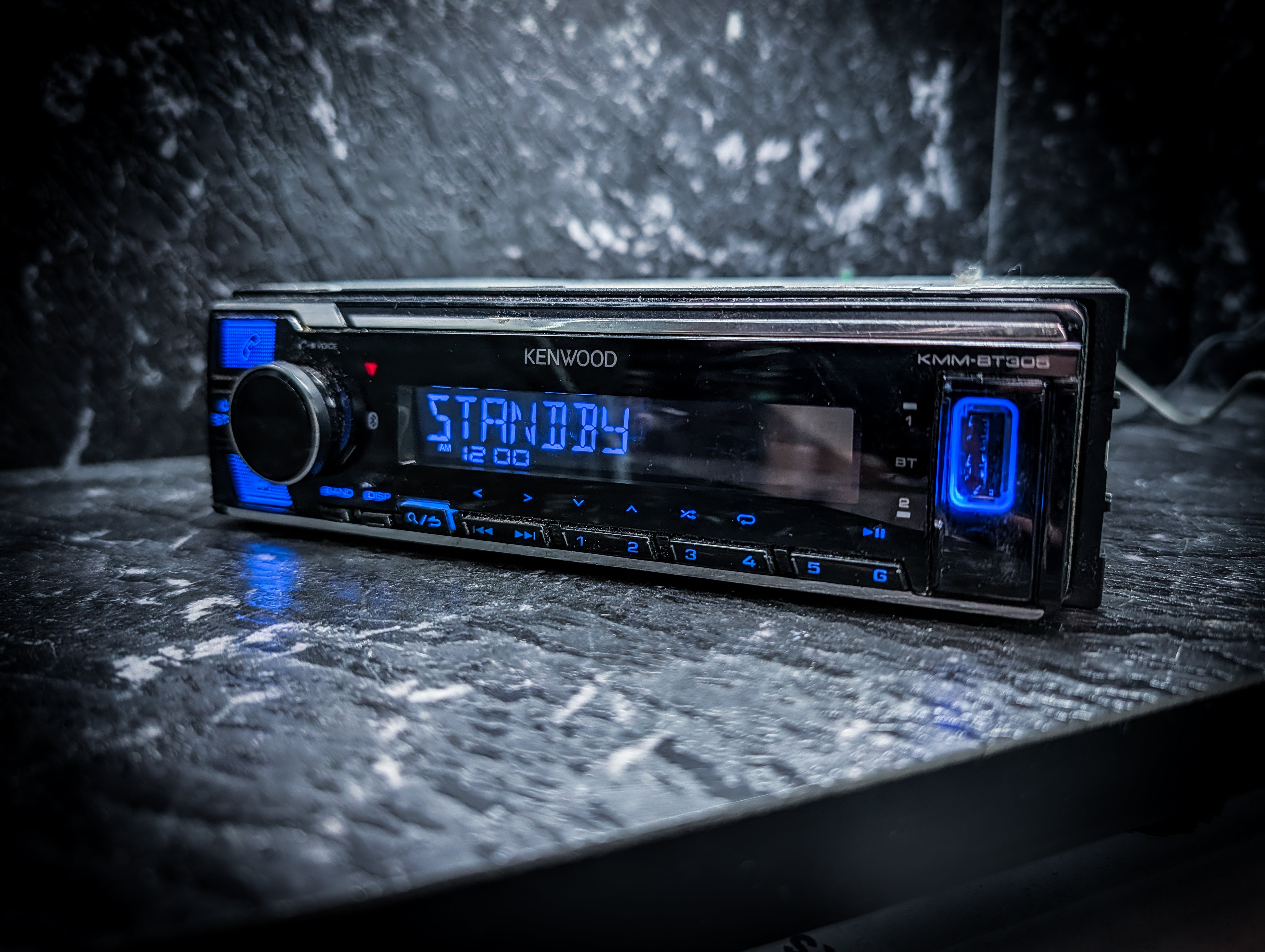 KENWOOD Bluetooth Single Din Car Stereo