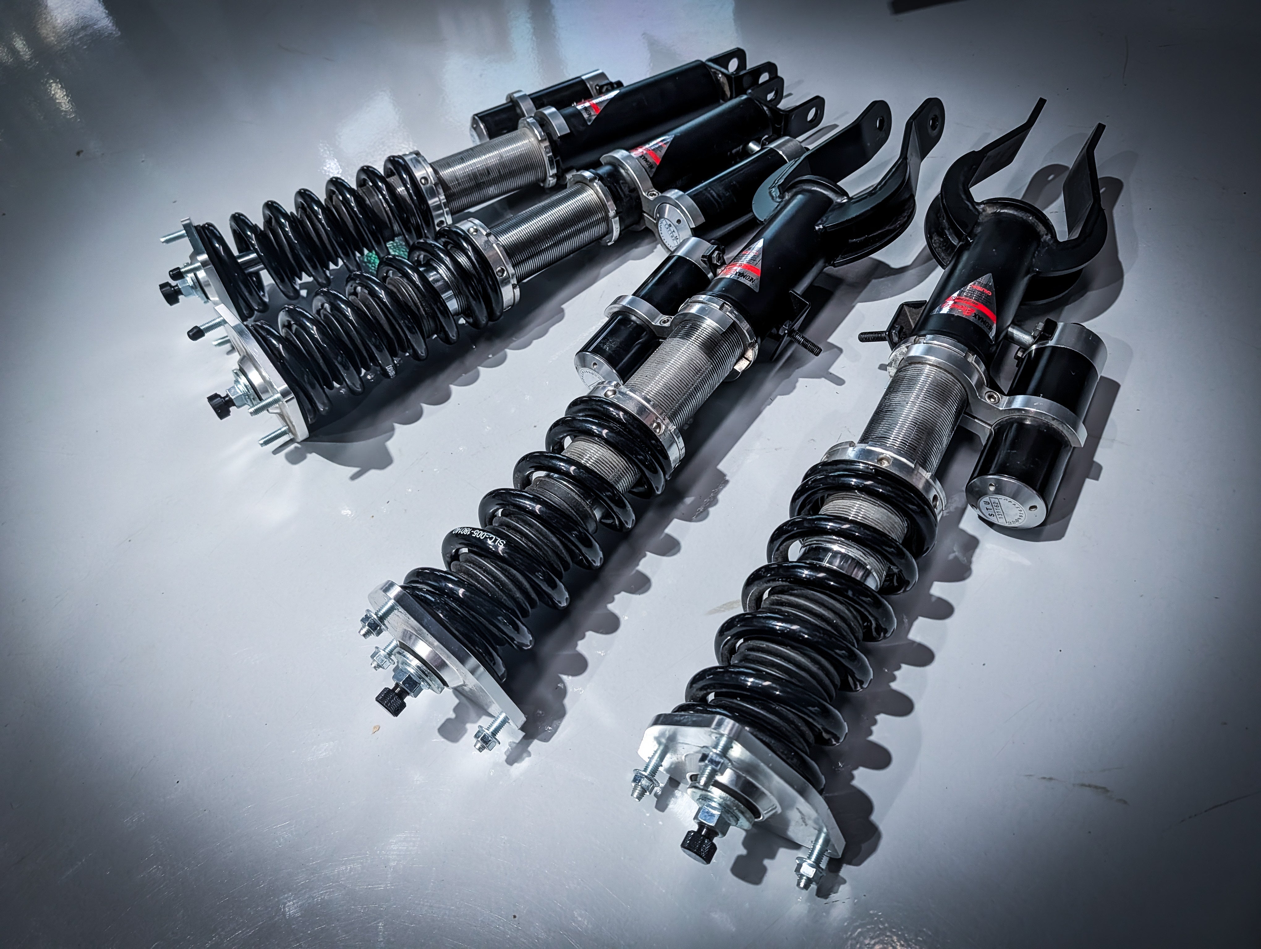 Nissan R35 GTR NEOMAX Silver 2 Way Adjustable Coilovers